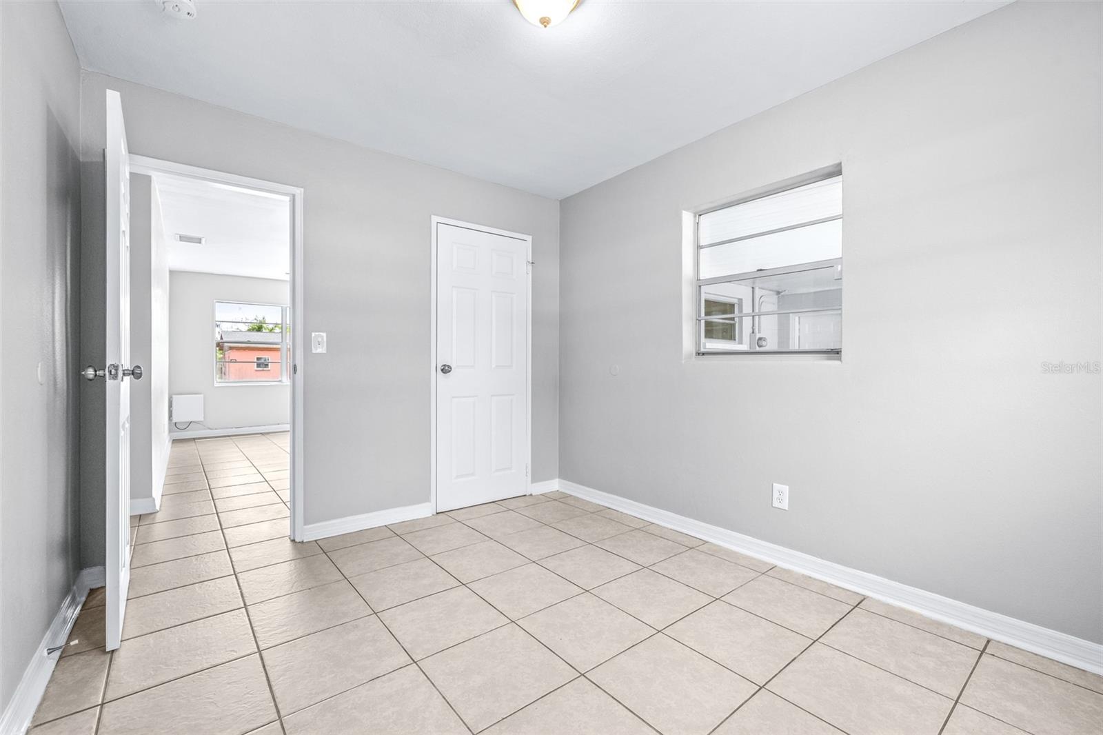 Image 30 of 58 For 2524 Kiwanis Avenue