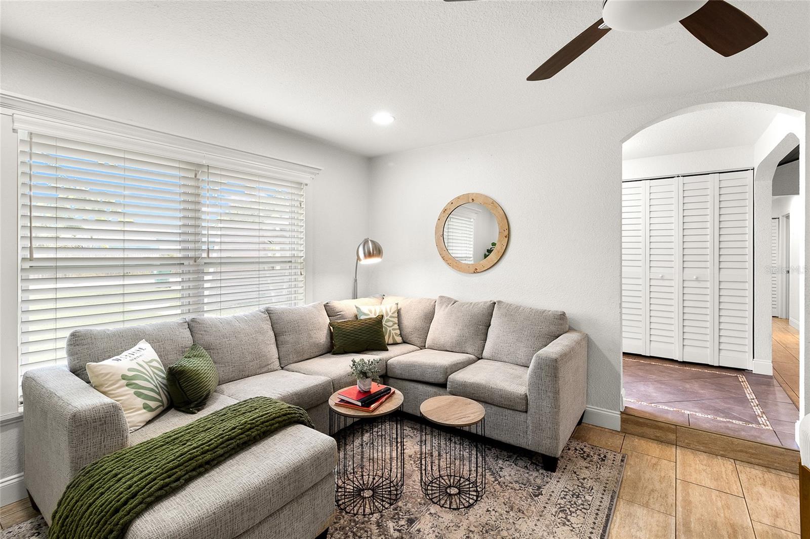 Image 10 of 43 For 11079 Bella Loma Drive