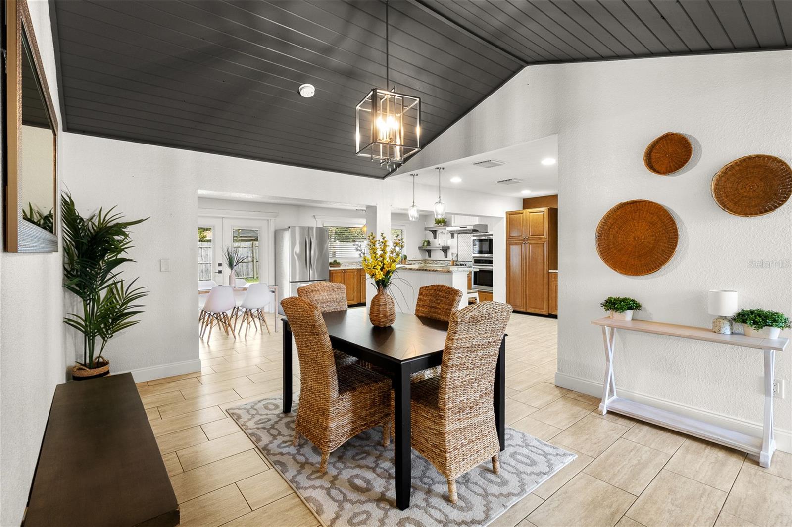 Image 22 of 43 For 11079 Bella Loma Drive