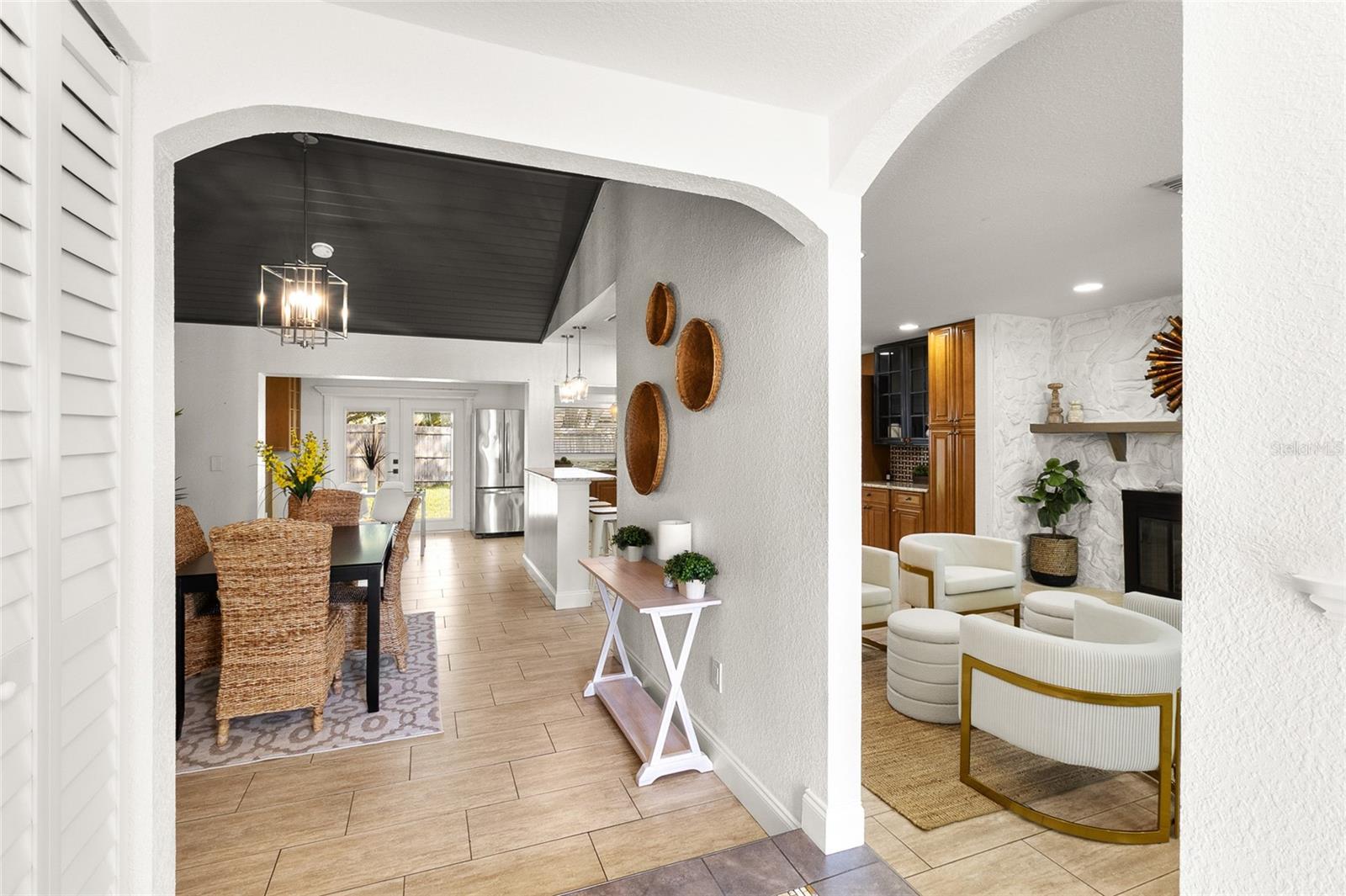 Image 7 of 43 For 11079 Bella Loma Drive