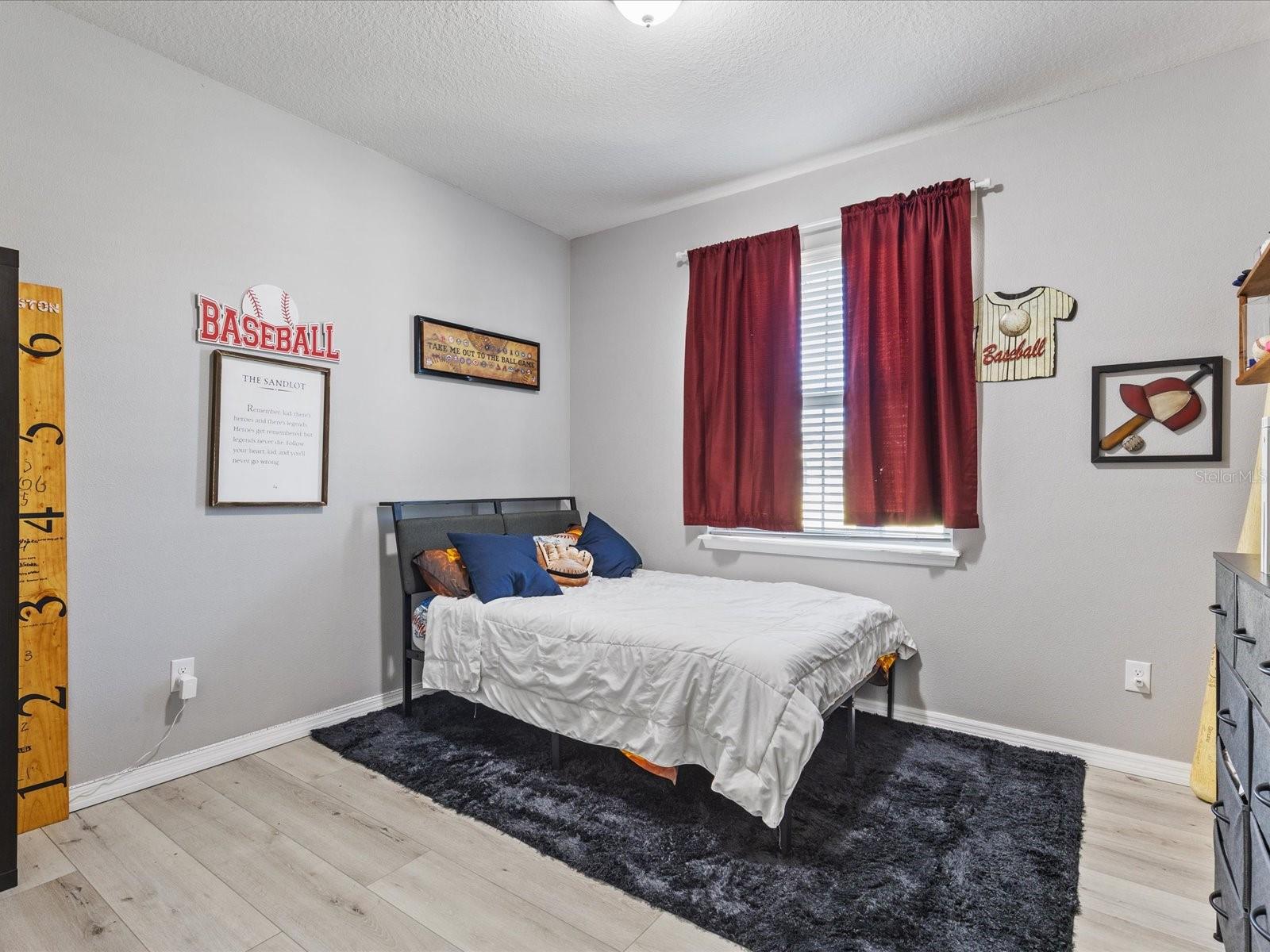 Image 17 of 32 For 445 Bahama Grande Boulevard