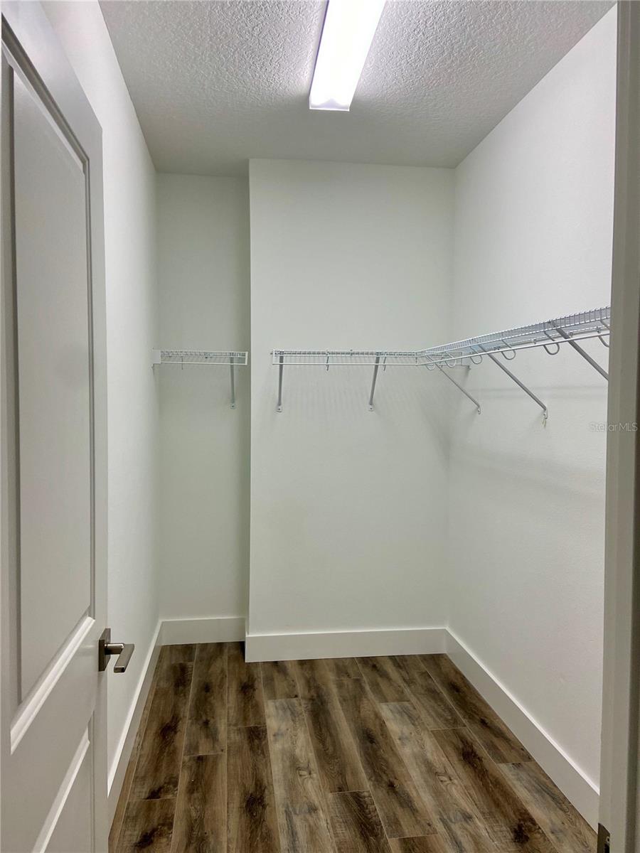 Image 14 of 17 For 3126 Azeele Street 1