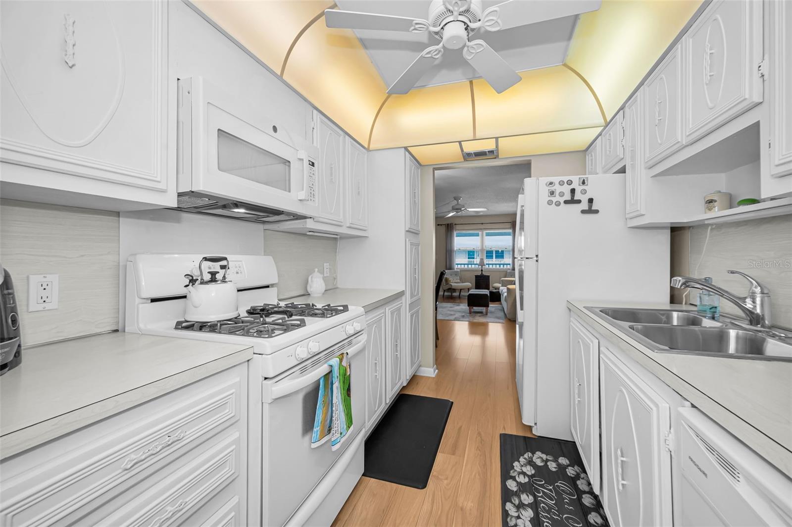 Image 11 of 37 For 5227 81st Lane N 22