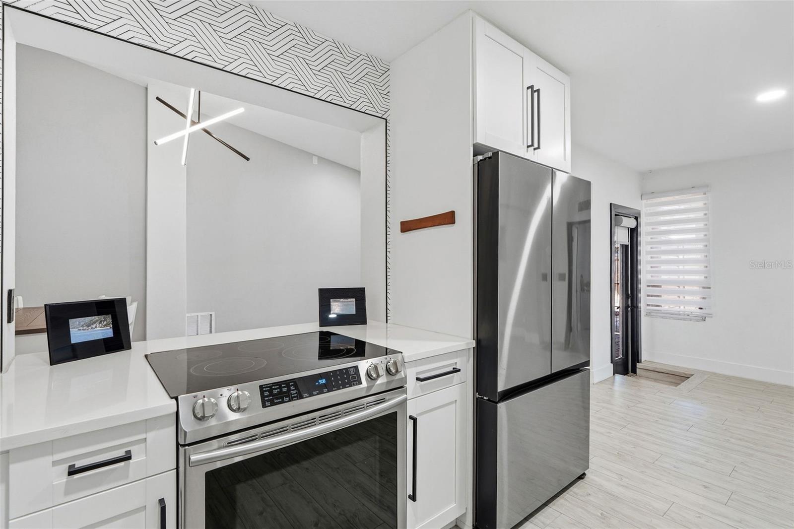 Image 13 of 36 For 6228 7th Avenue N