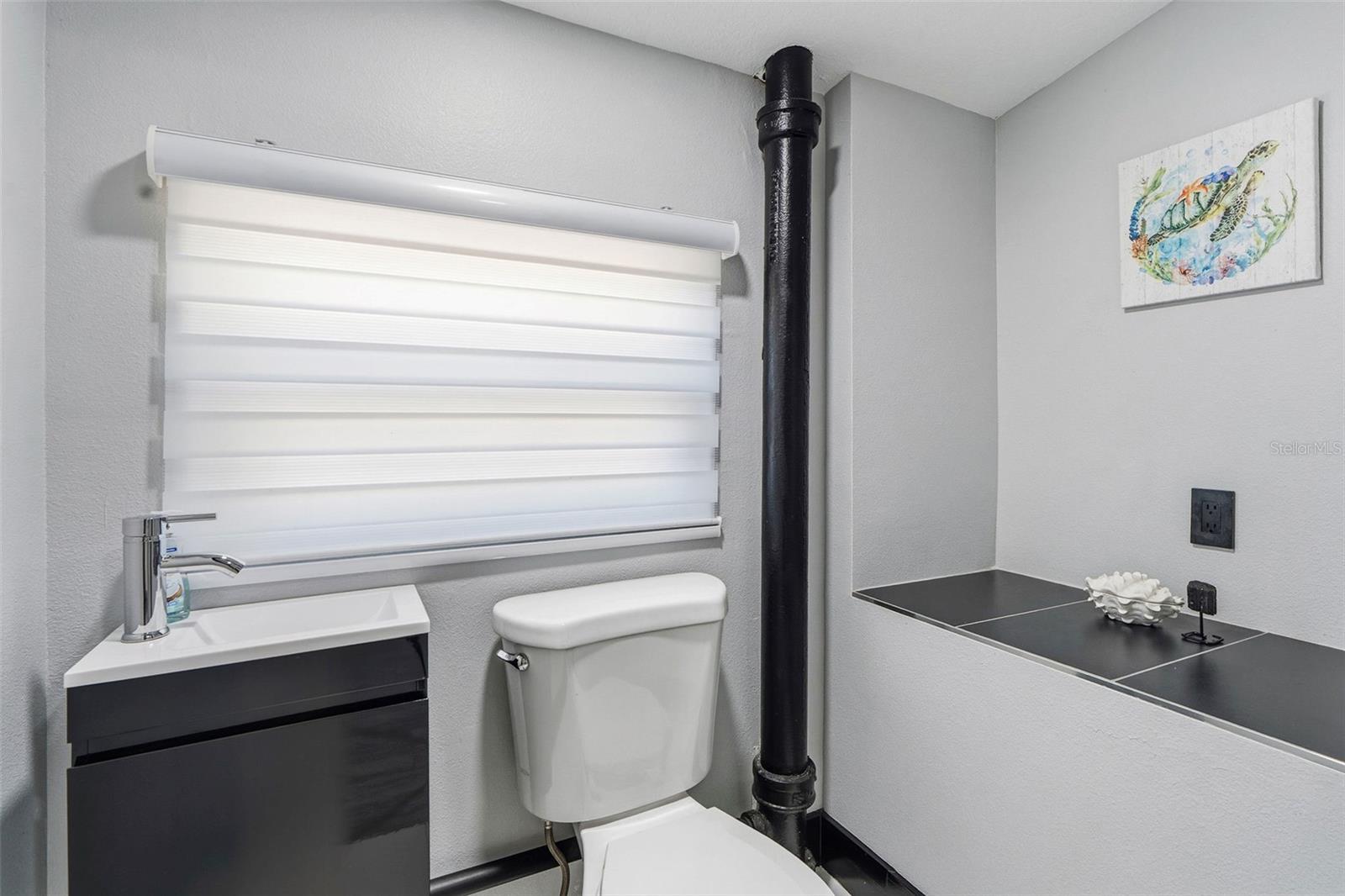 Image 17 of 36 For 6228 7th Avenue N