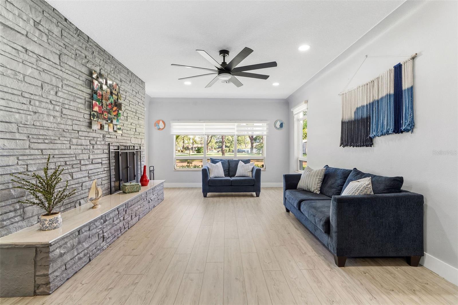 Image 5 of 36 For 6228 7th Avenue N