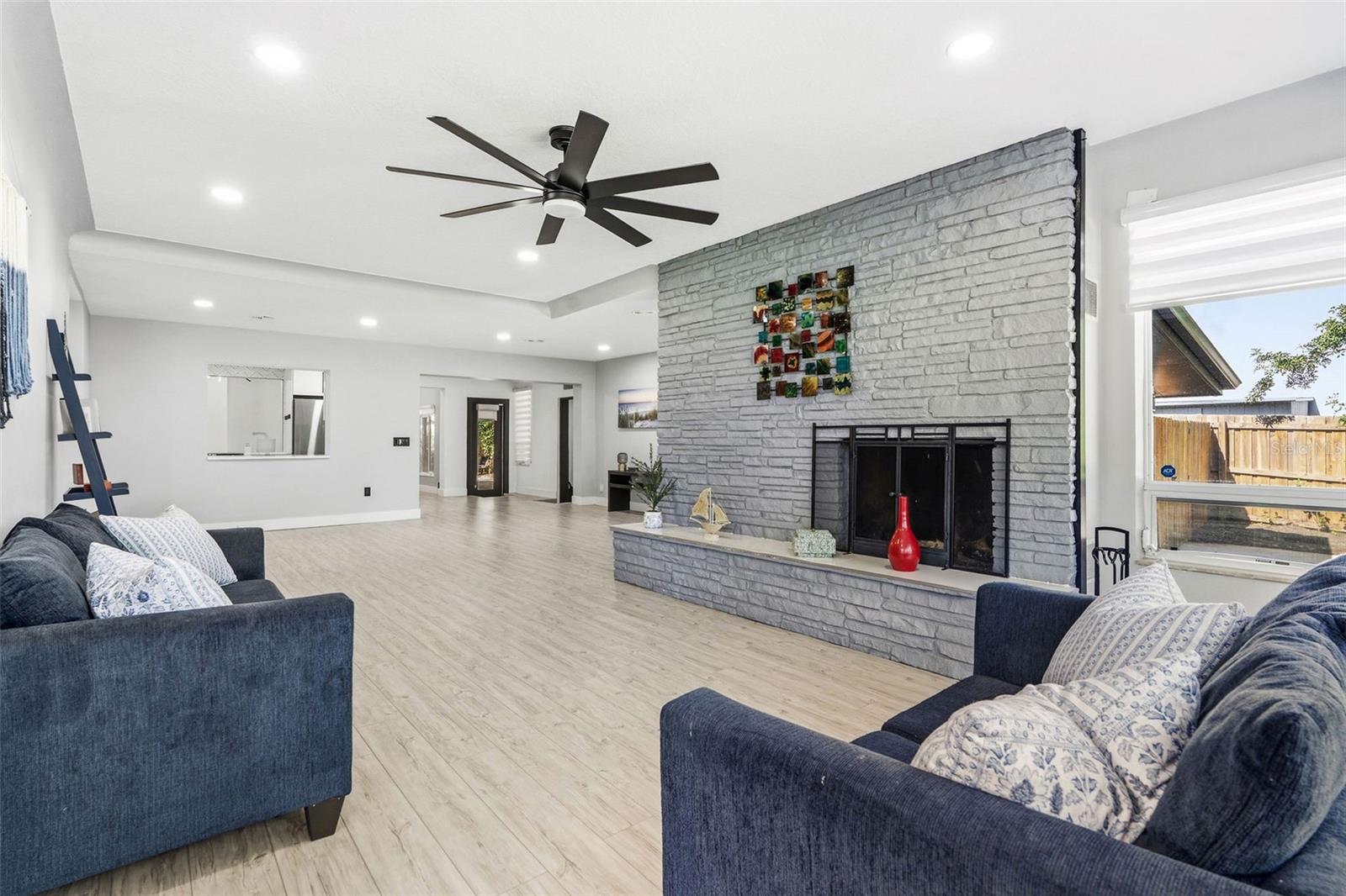 Image 6 of 36 For 6228 7th Avenue N