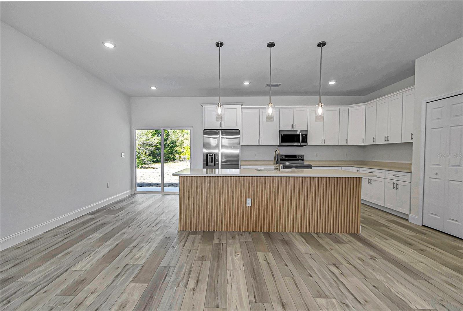 Image 14 of 44 For 16276 17th Terrace Road