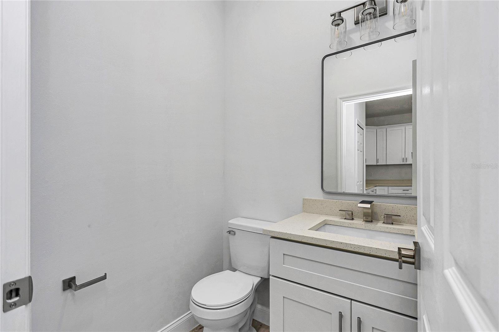 Image 19 of 44 For 16276 17th Terrace Road