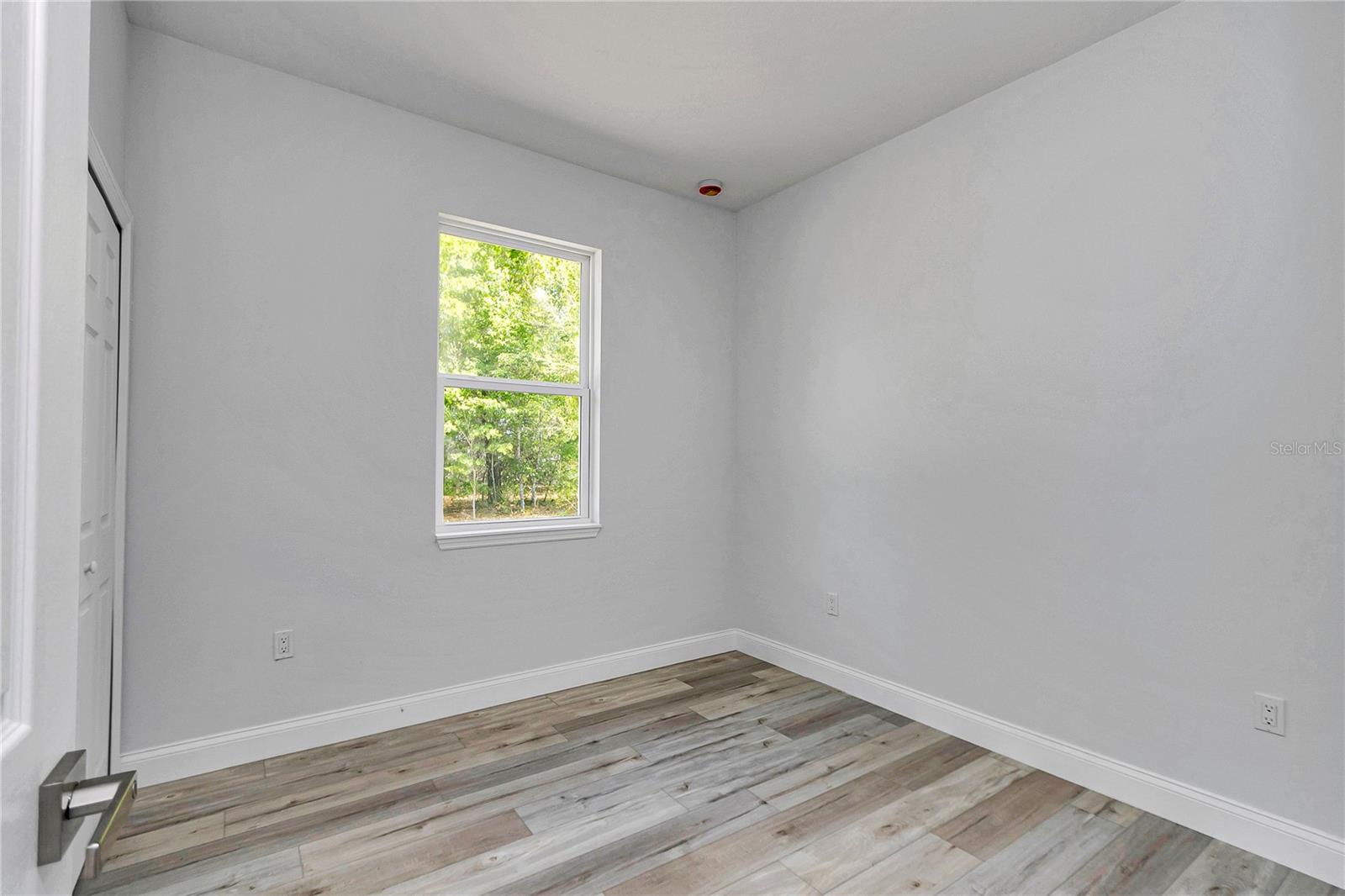 Image 21 of 44 For 16276 17th Terrace Road