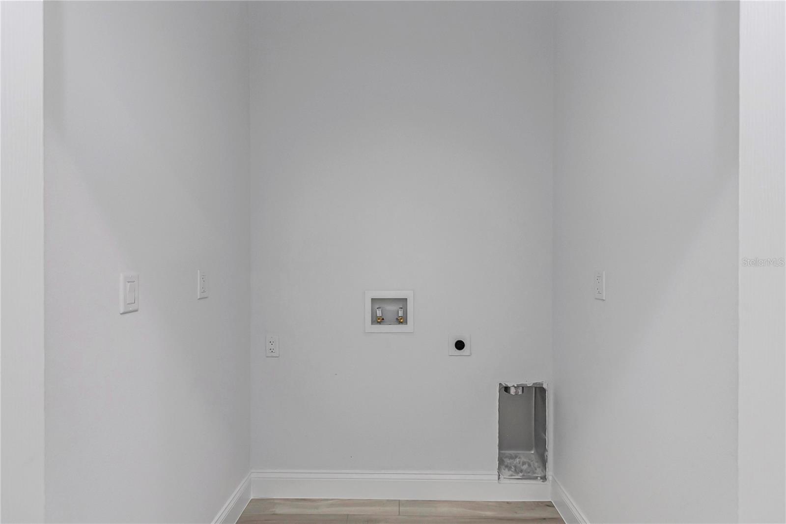 Image 30 of 44 For 16276 17th Terrace Road