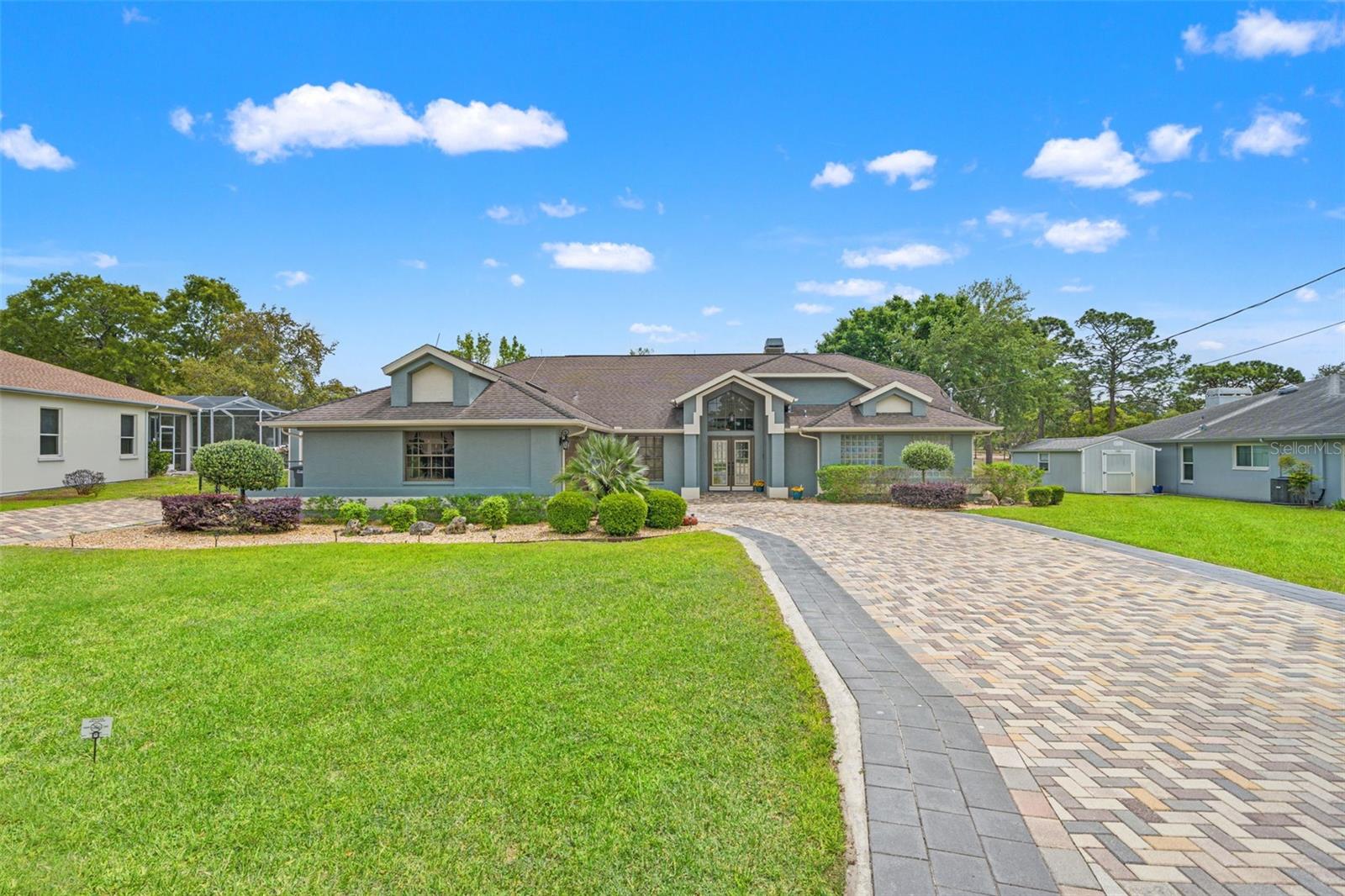 Listing photo id 0 for 5052 Florentine Court