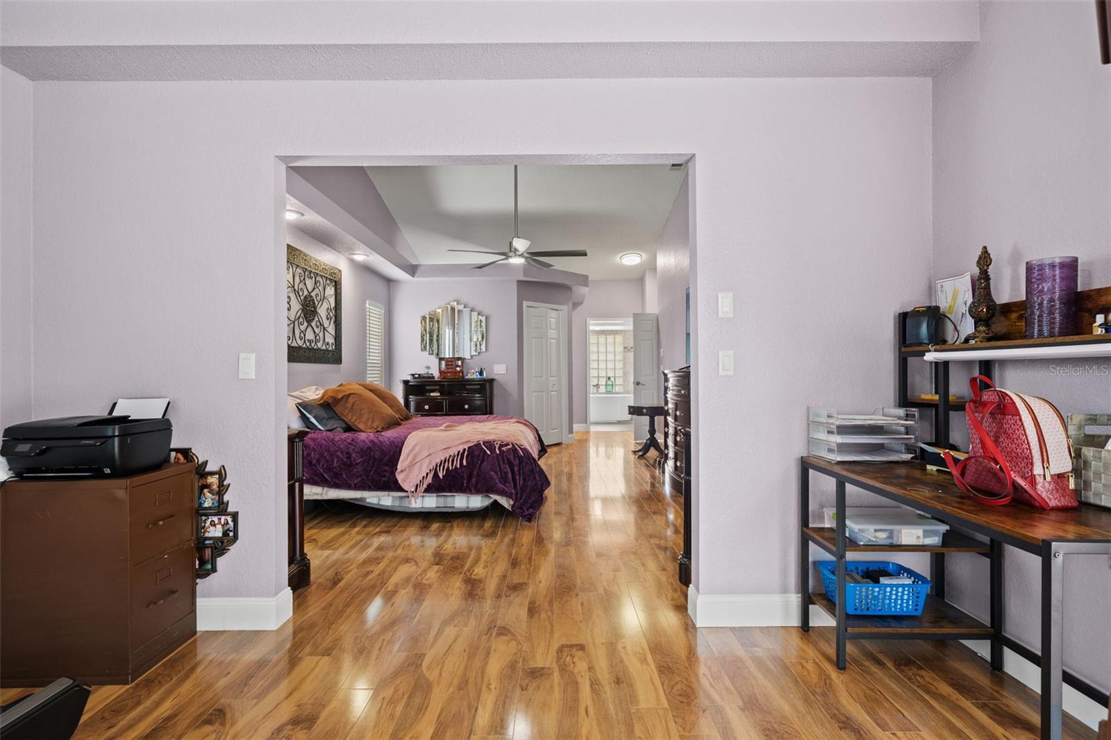 Listing photo id 18 for 5052 Florentine Court