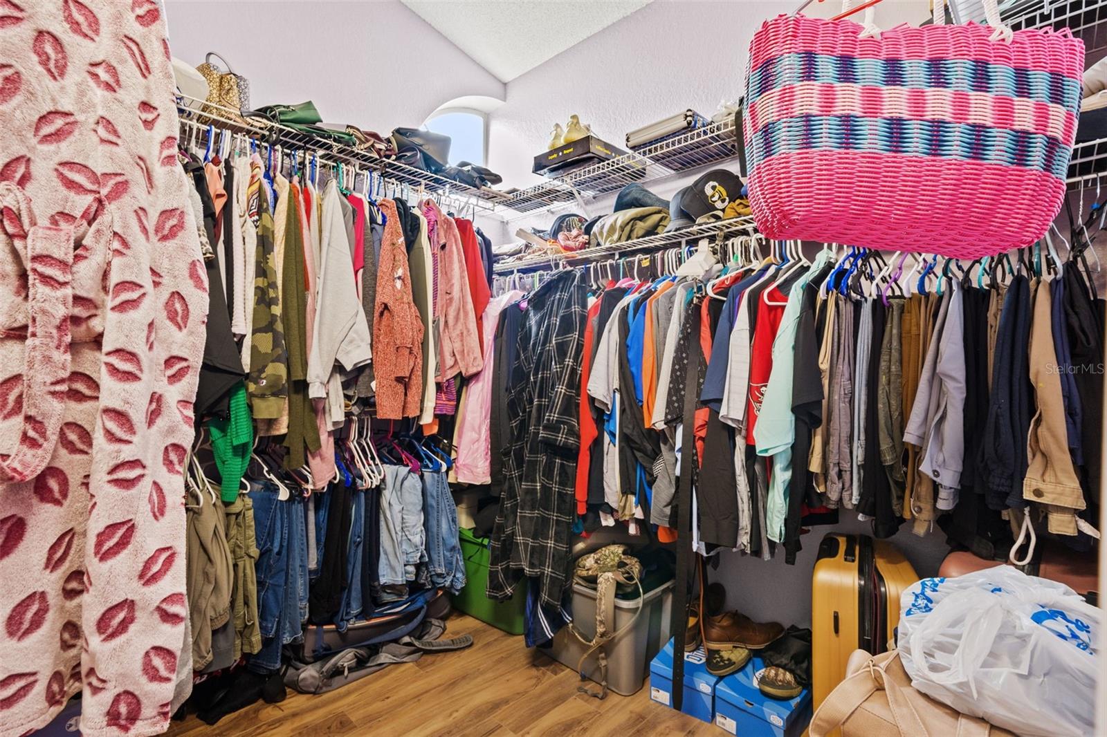 Listing photo id 25 for 5052 Florentine Court