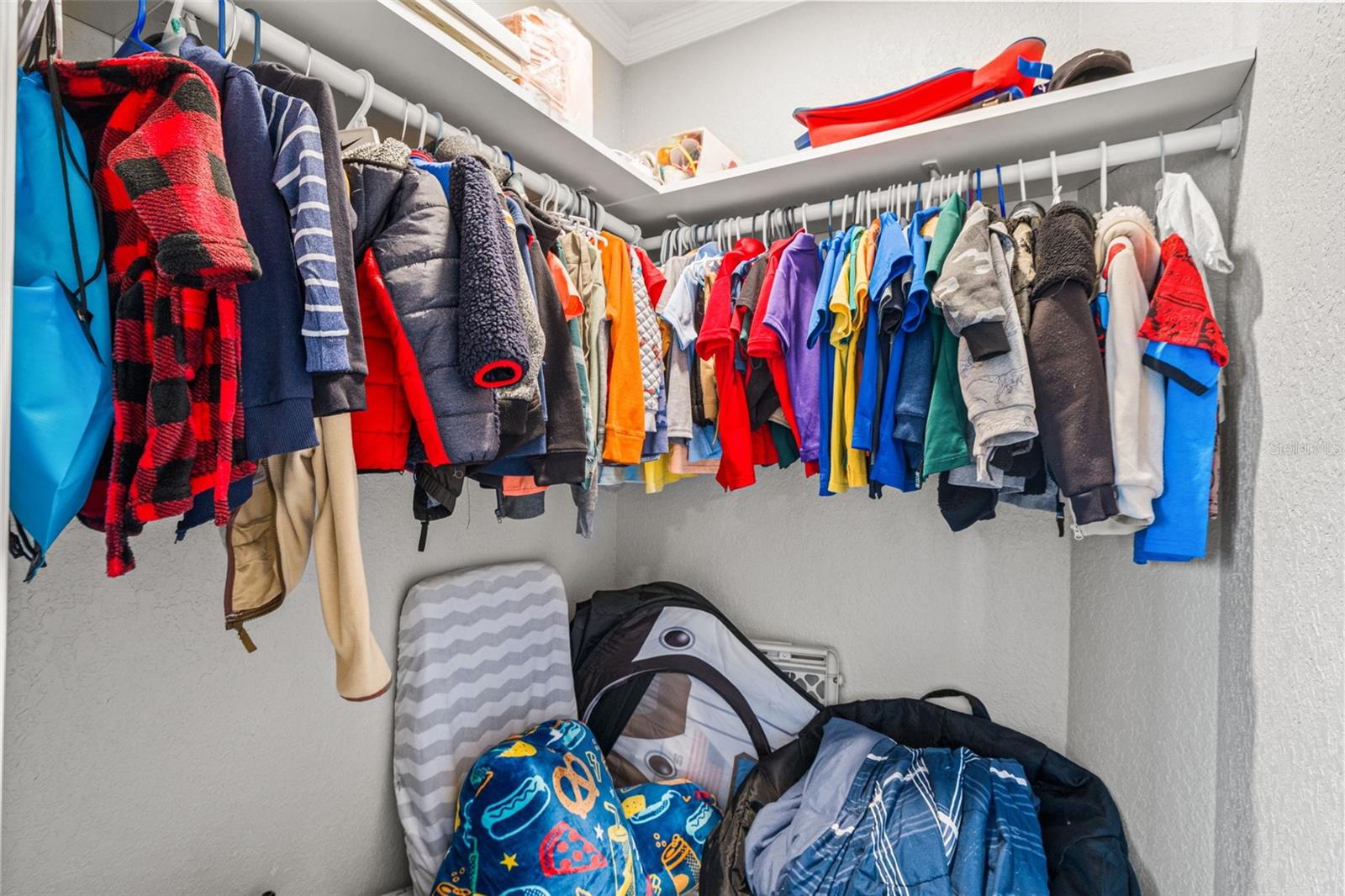 Listing photo id 32 for 5052 Florentine Court