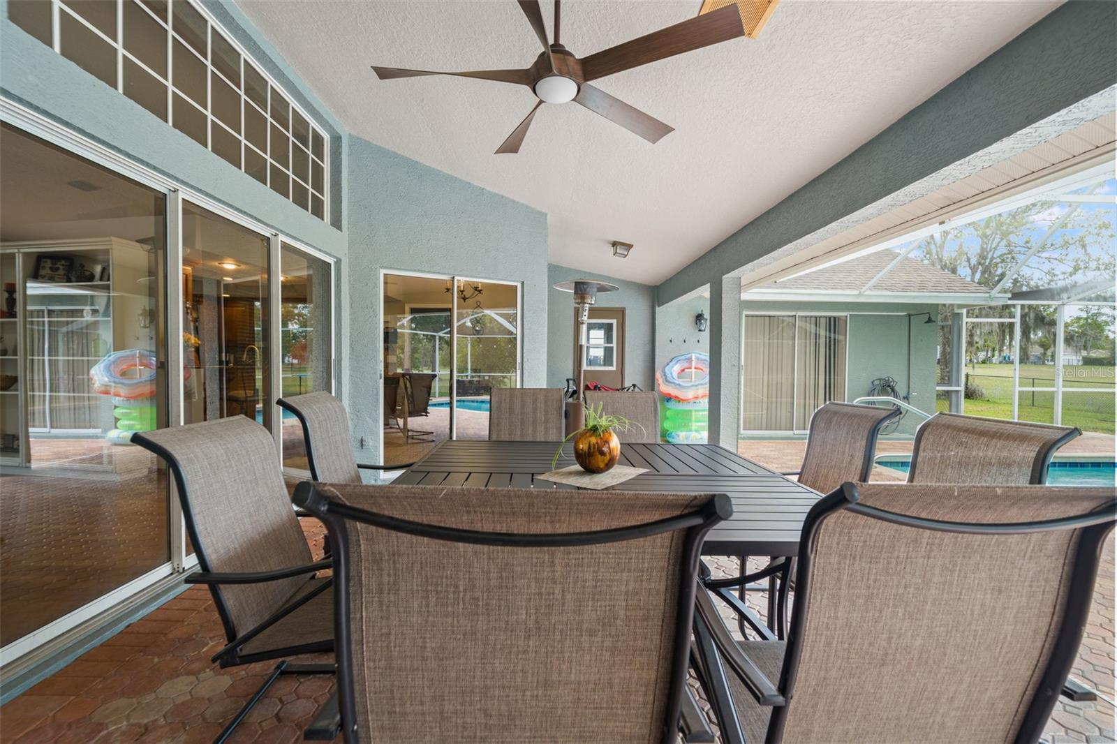 Listing photo id 41 for 5052 Florentine Court