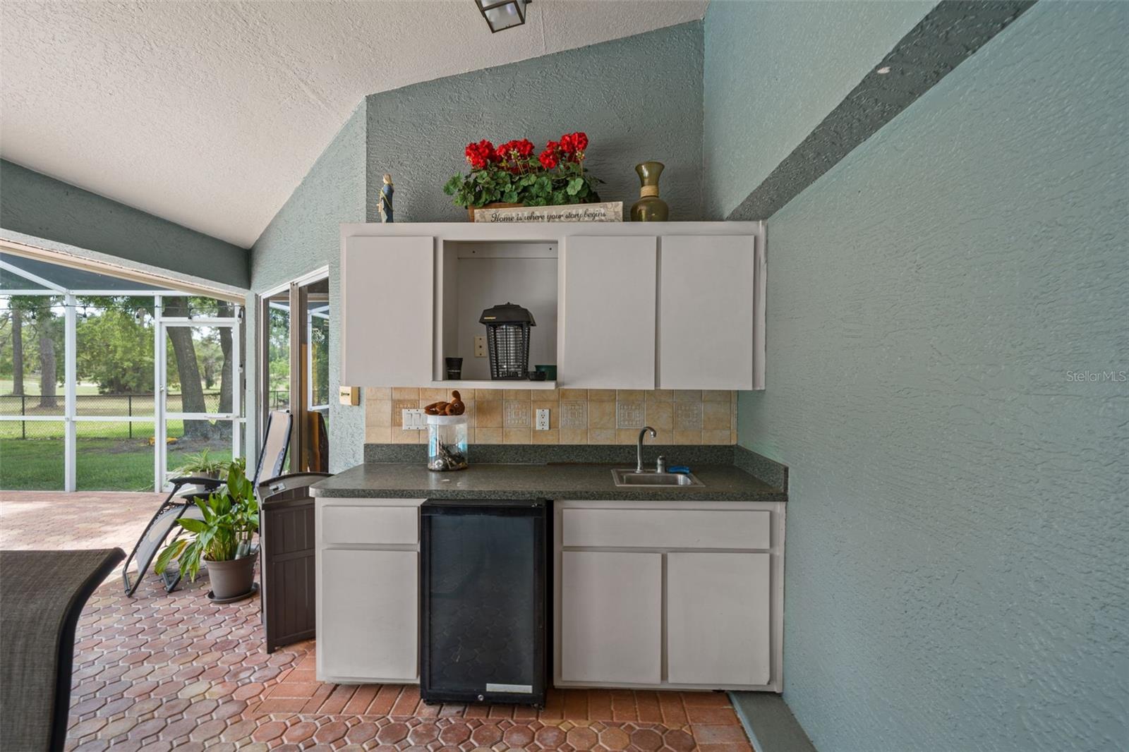 Listing photo id 42 for 5052 Florentine Court