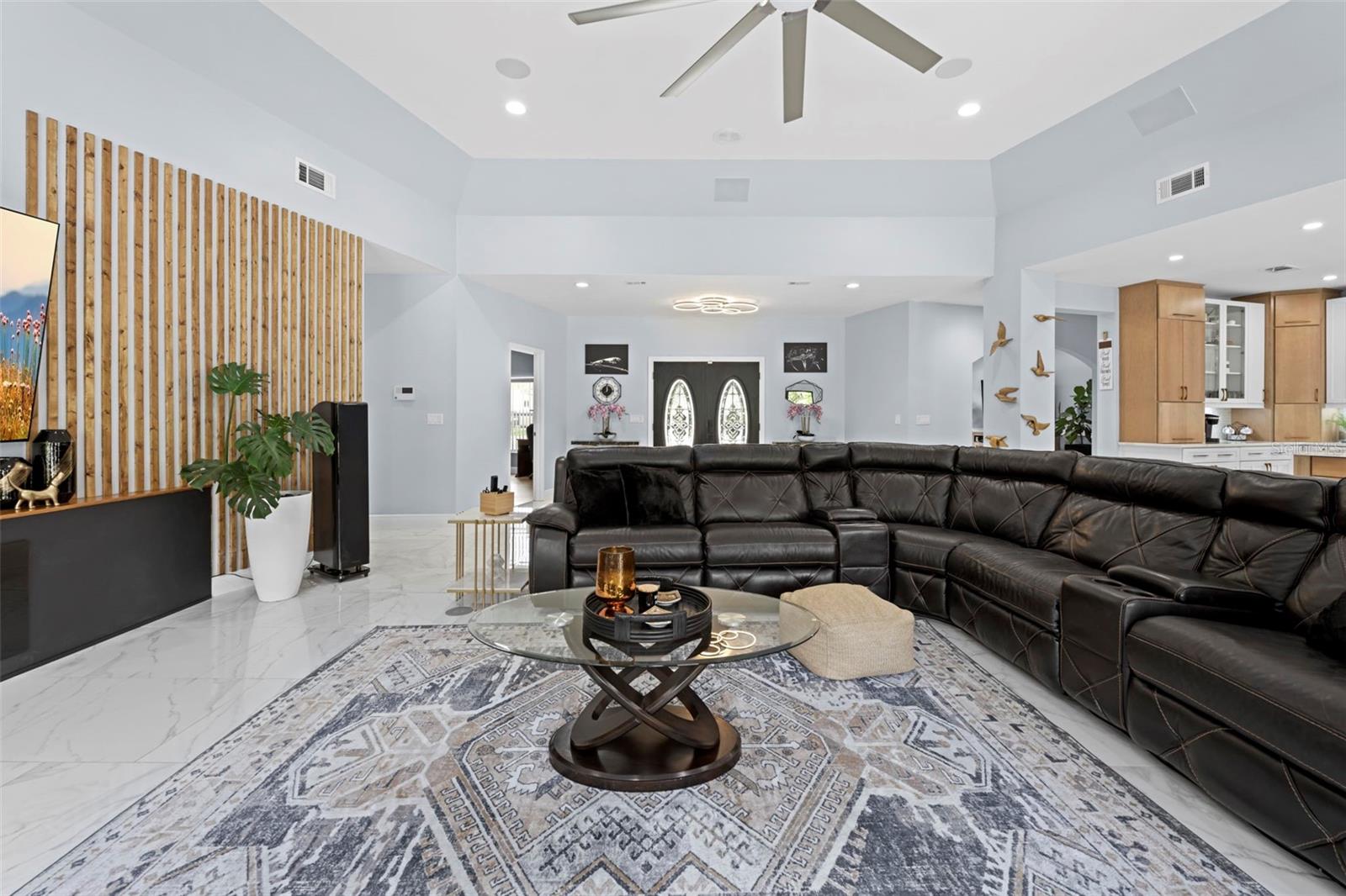 Image 13 of 100 For 161 Chase Street