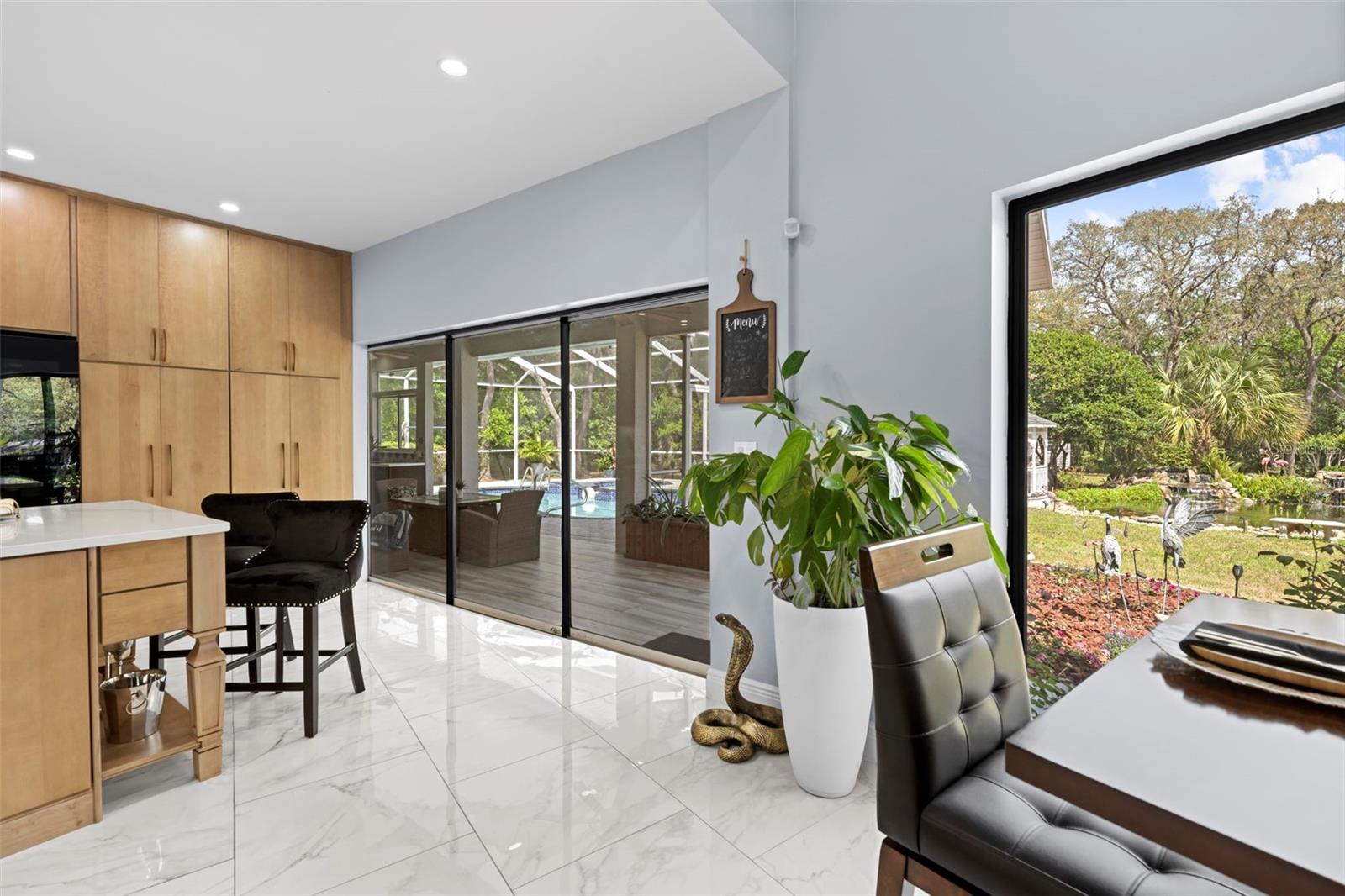 Image 19 of 100 For 161 Chase Street