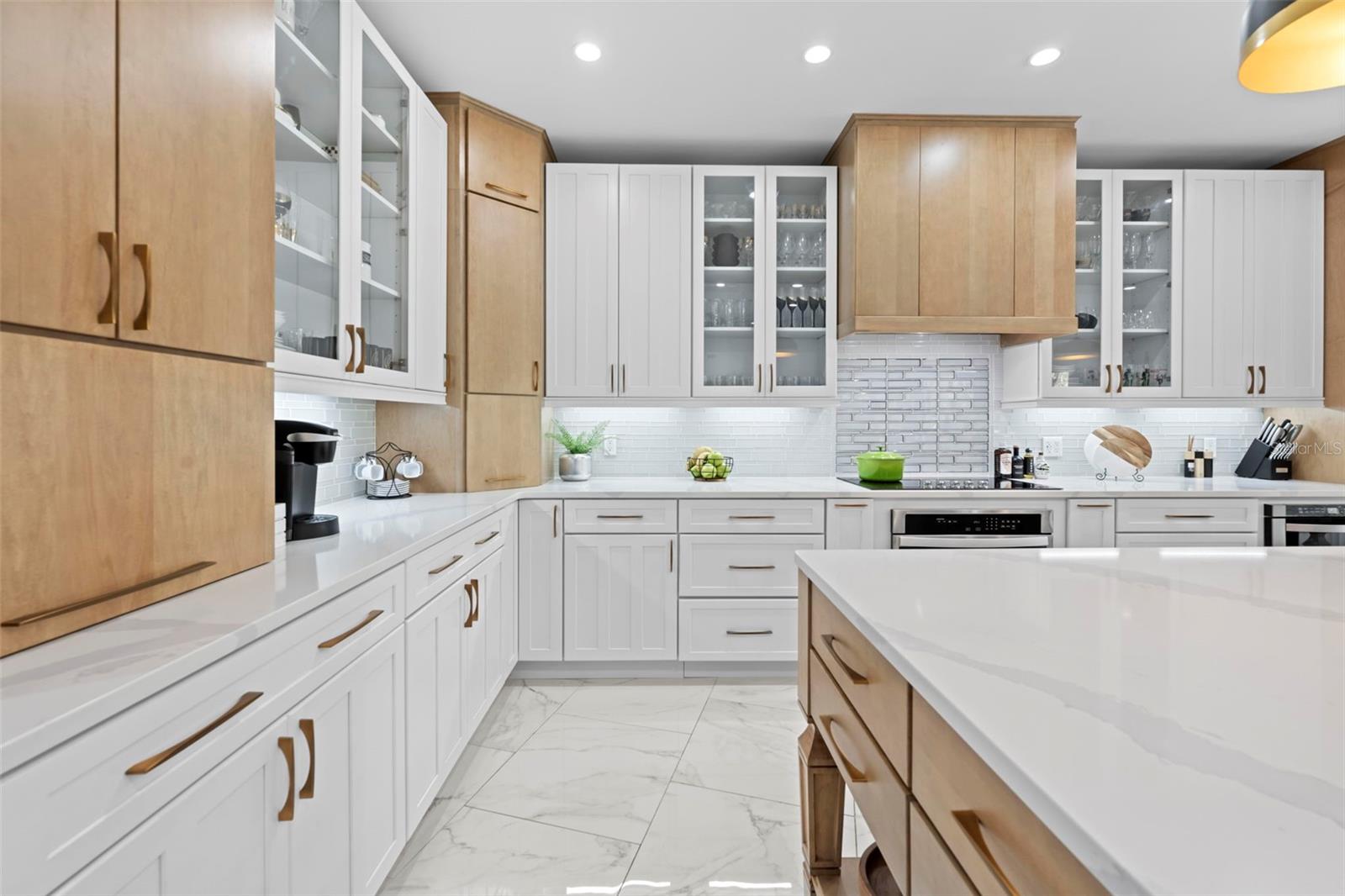 Image 22 of 100 For 161 Chase Street