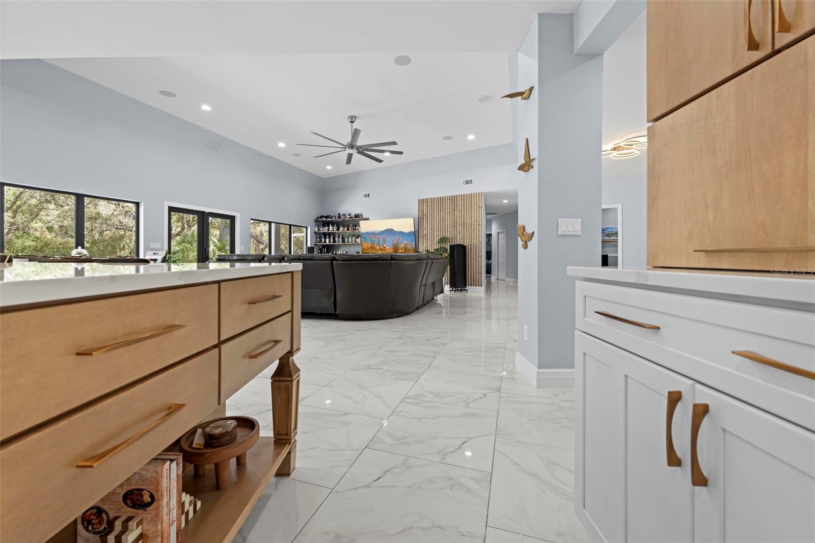 Image 35 of 100 For 161 Chase Street