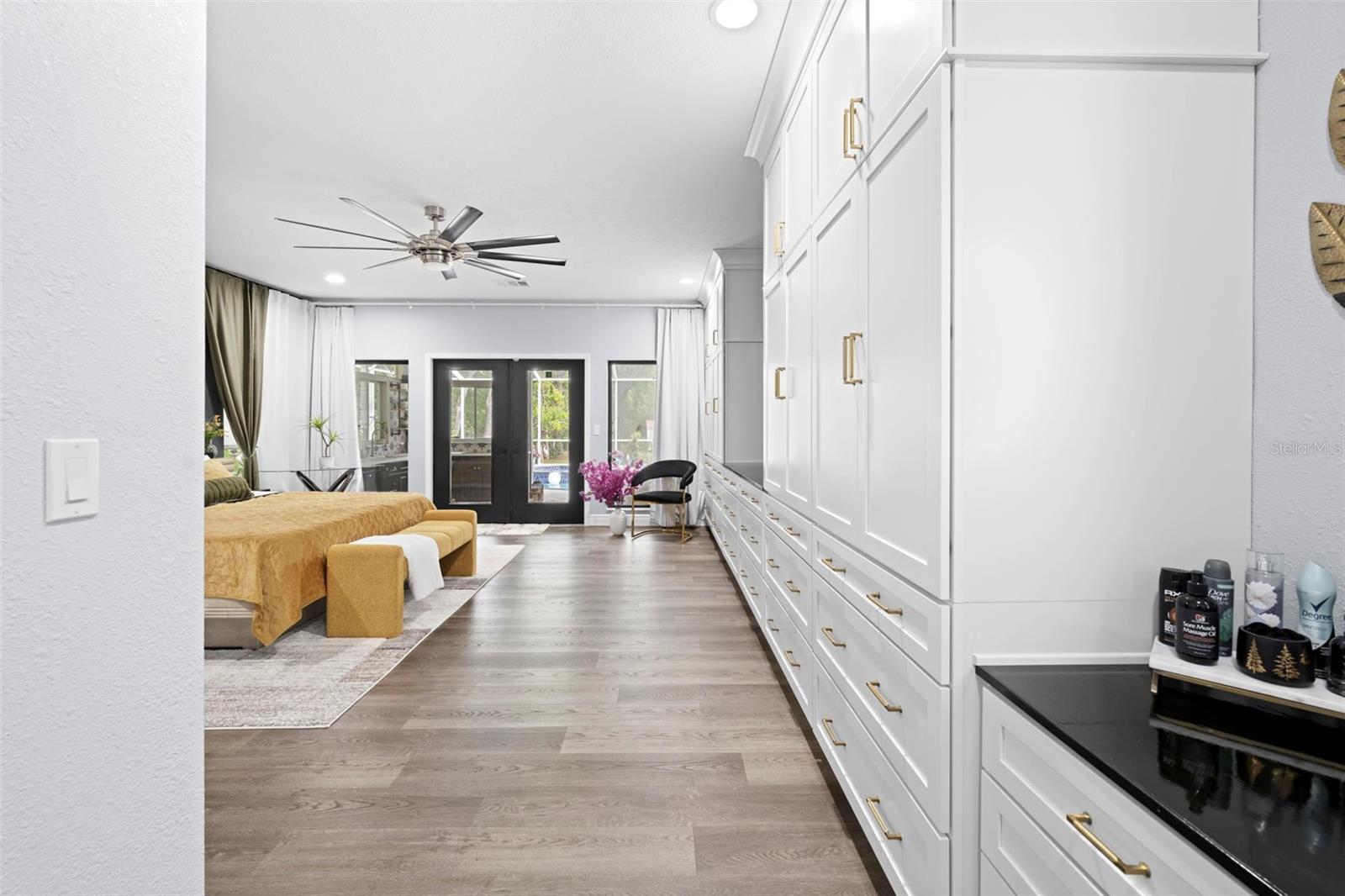 Image 42 of 100 For 161 Chase Street