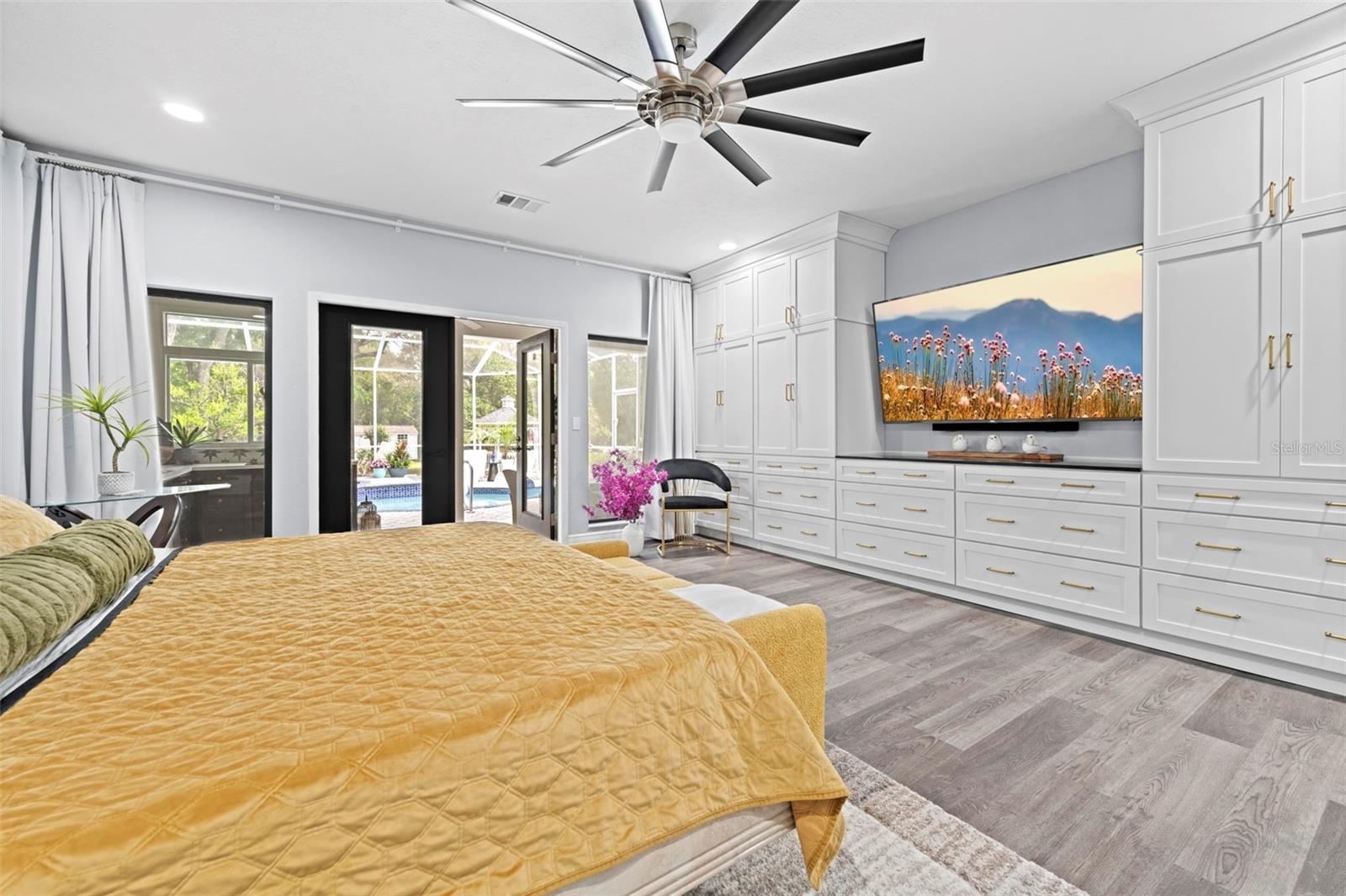 Image 45 of 100 For 161 Chase Street