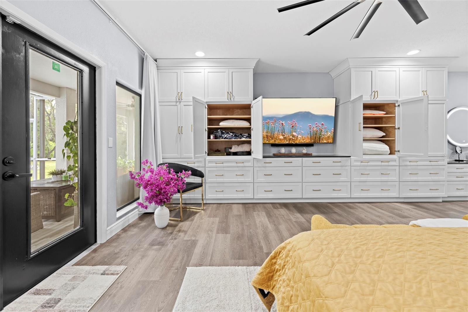 Image 48 of 100 For 161 Chase Street