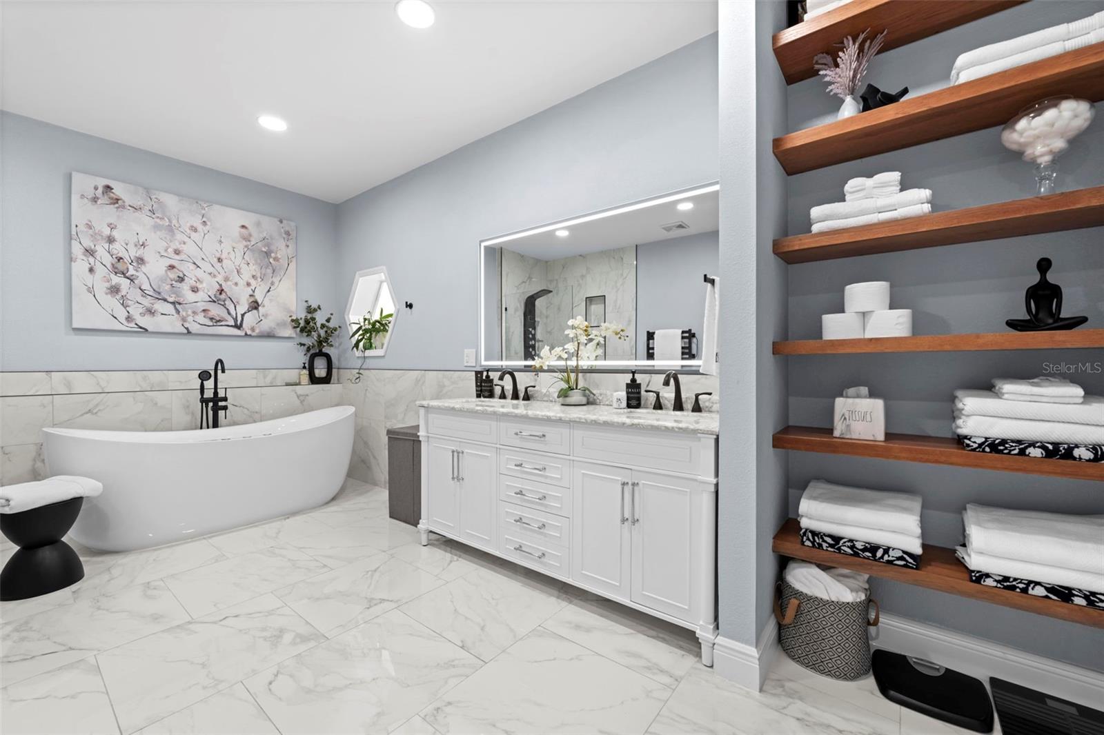 Image 53 of 100 For 161 Chase Street