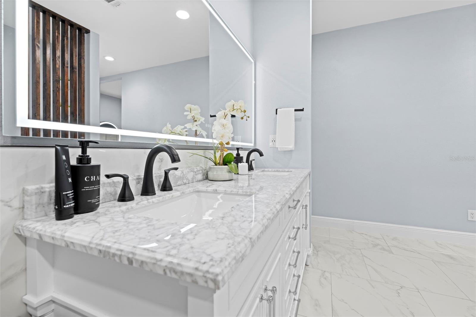 Image 59 of 100 For 161 Chase Street