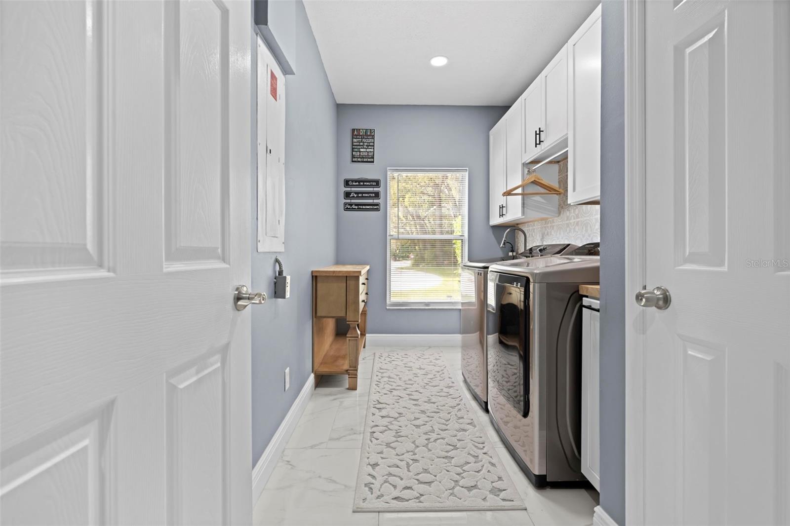 Image 61 of 100 For 161 Chase Street