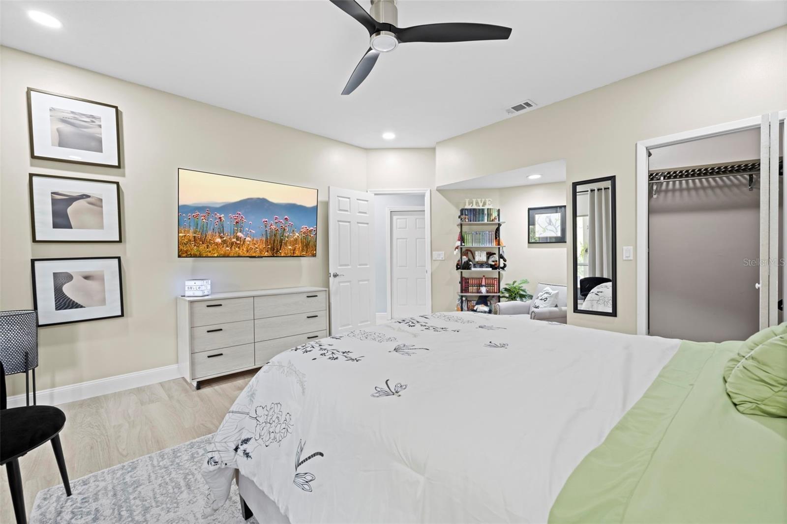 Image 70 of 100 For 161 Chase Street