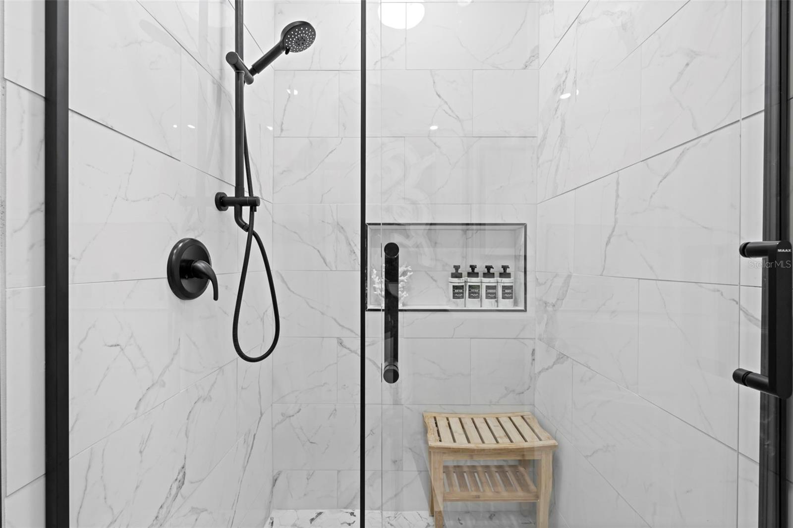 Image 74 of 100 For 161 Chase Street