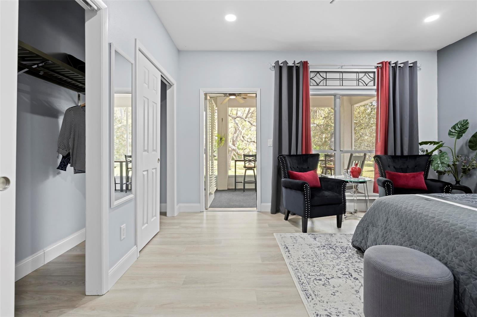 Image 80 of 100 For 161 Chase Street