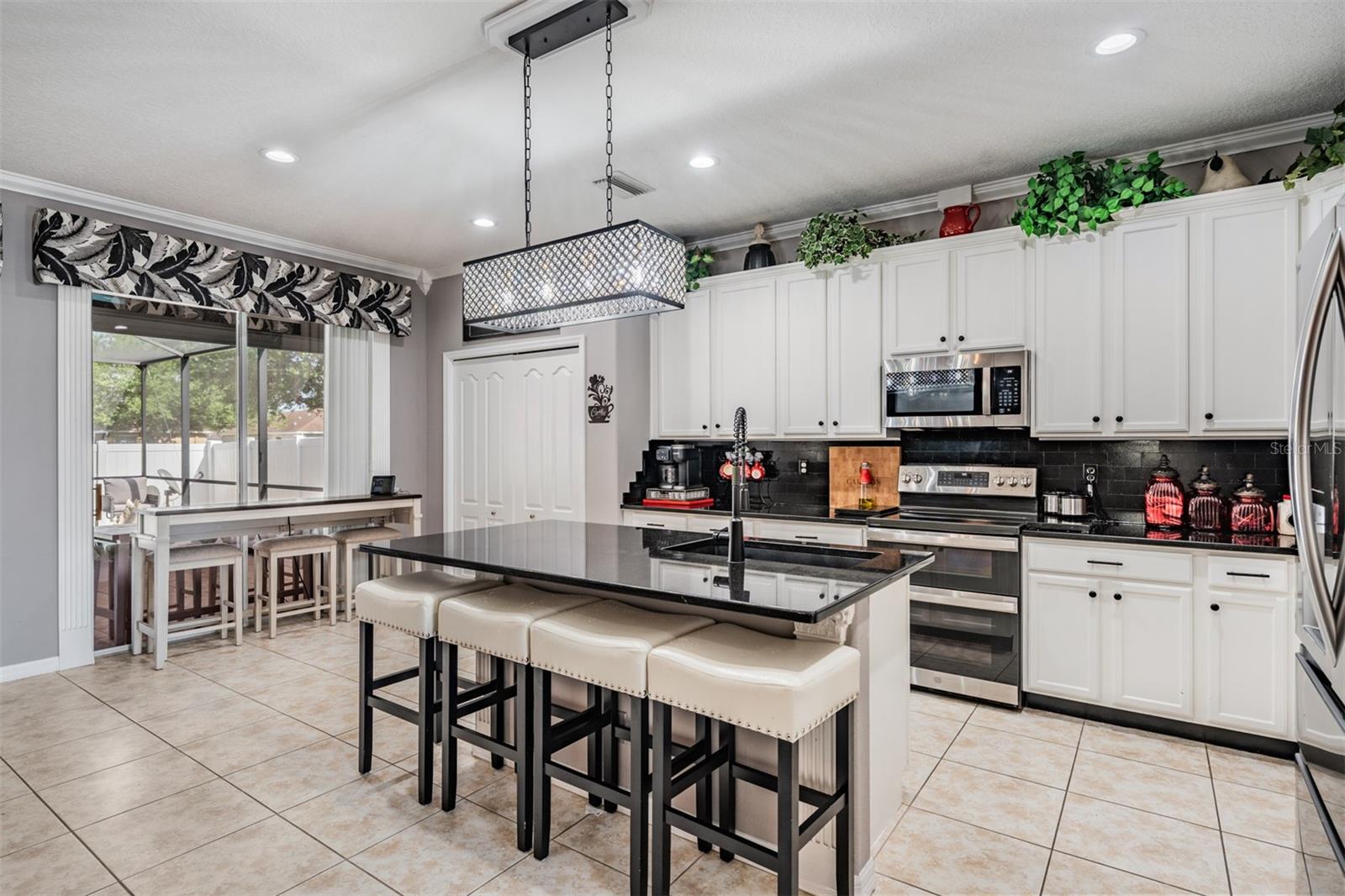 Image 10 of 49 For 14640 Balloch Drive