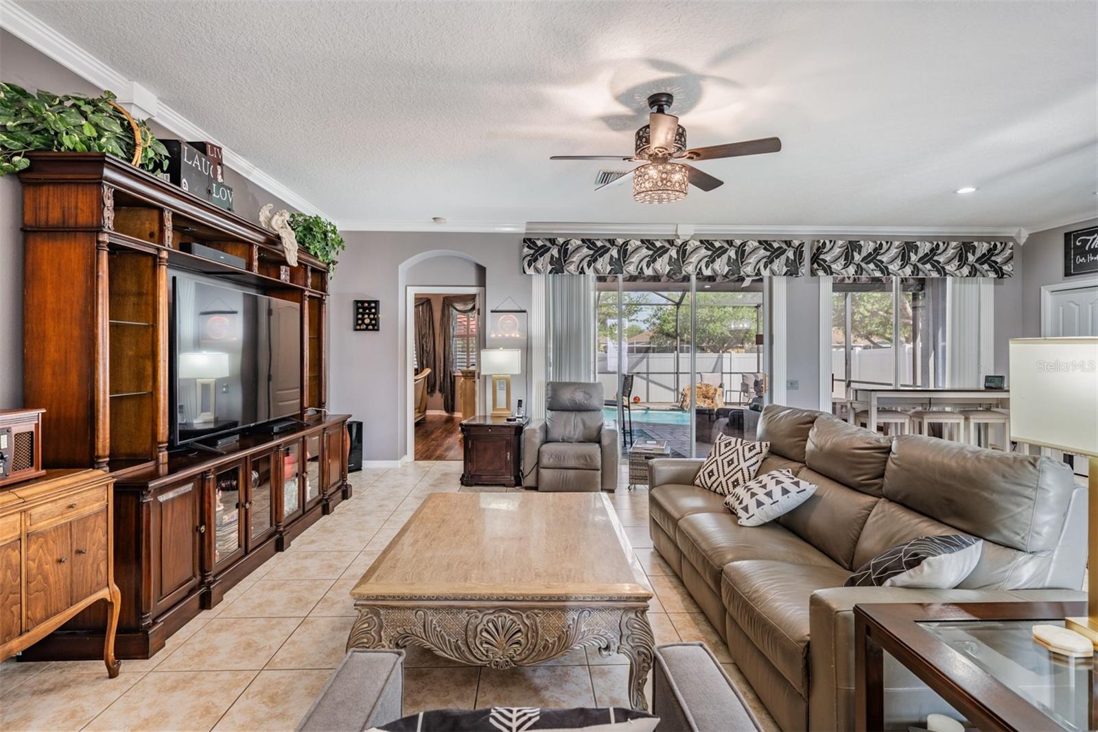 Image 20 of 49 For 14640 Balloch Drive