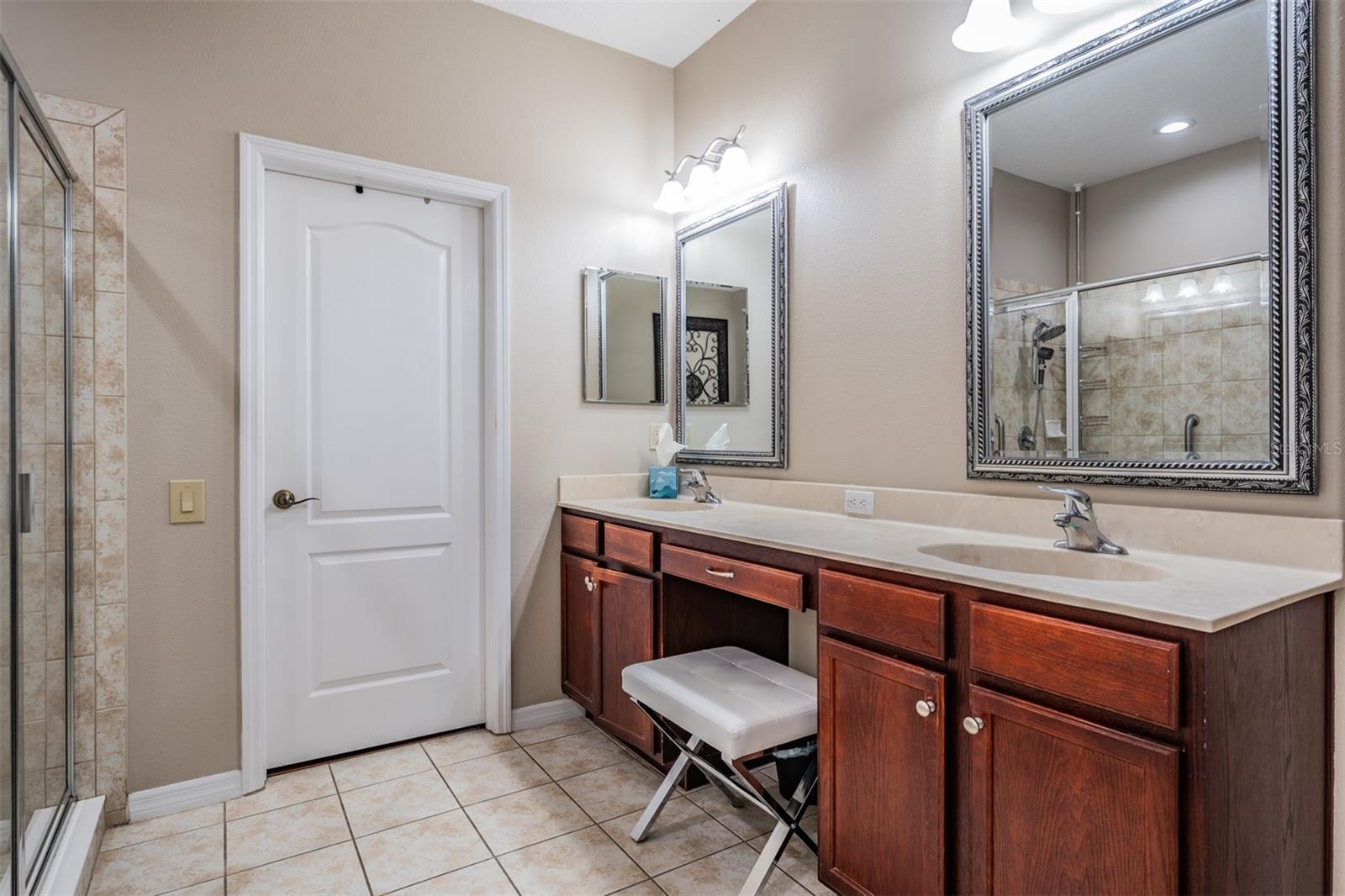 Image 23 of 49 For 14640 Balloch Drive