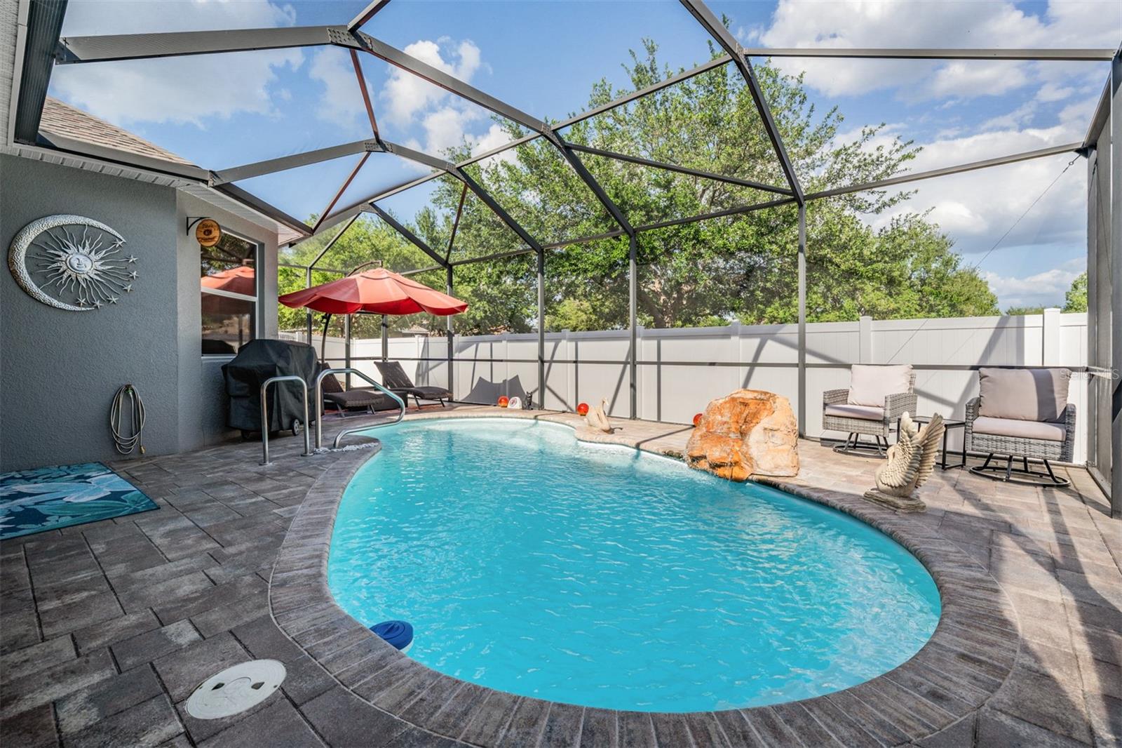 Image 33 of 49 For 14640 Balloch Drive