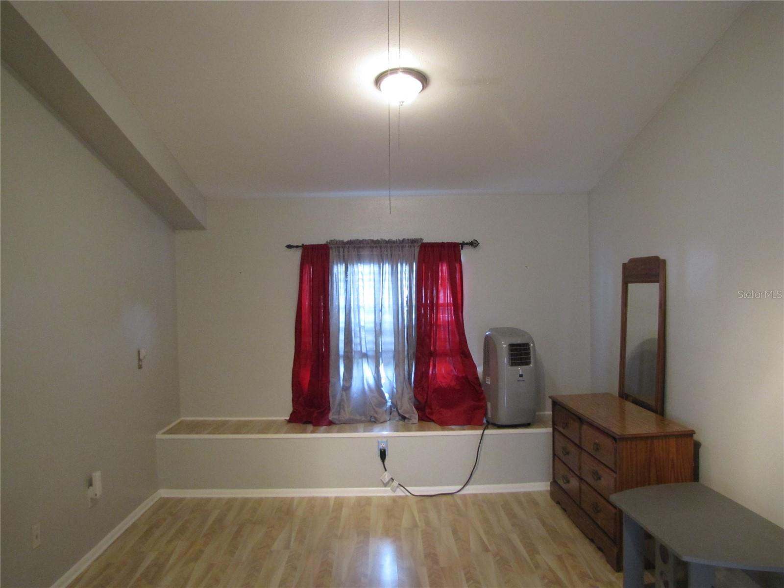 Image 11 of 20 For 7807 Matanzas Avenue