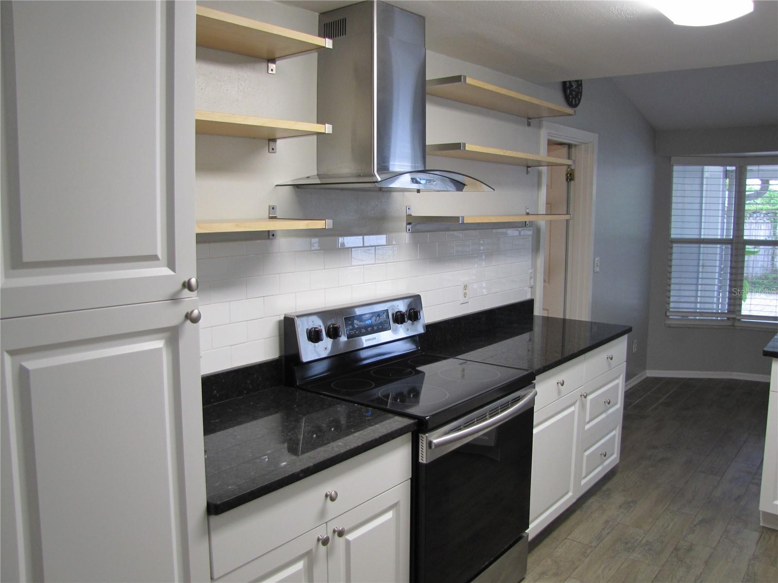 Image 7 of 20 For 7807 Matanzas Avenue