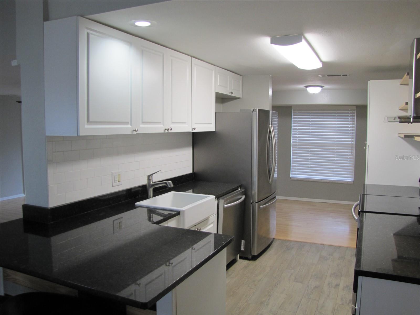 Image 9 of 20 For 7807 Matanzas Avenue