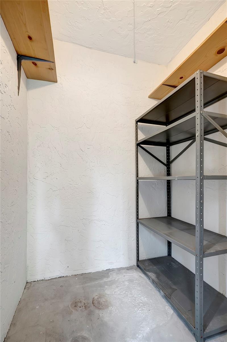 Image 35 of 43 For 1006 Hammock Pine Boulevard 1006