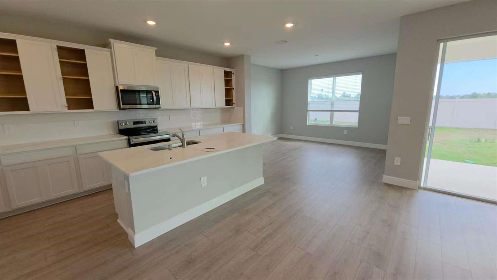 Image 4 of 30 For 2212 Sienna Spruce Street