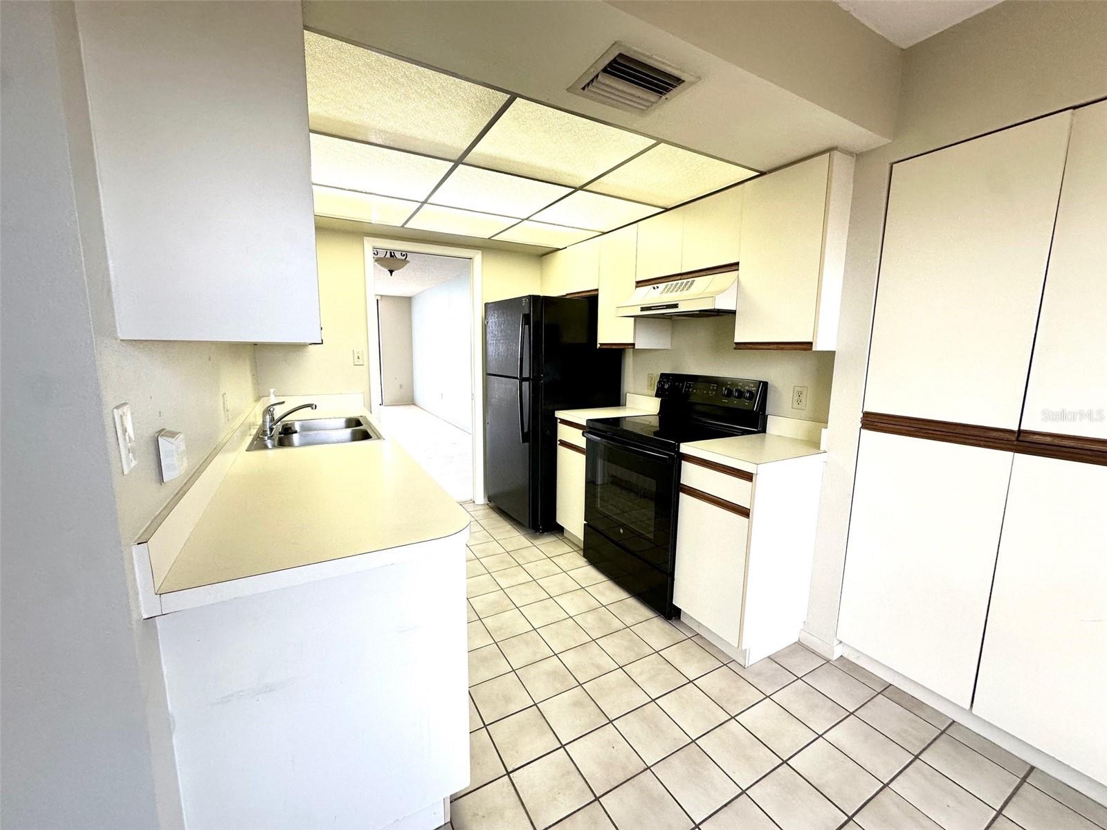 Image 2 of 25 For 1316 Pasadena Avenue S 506