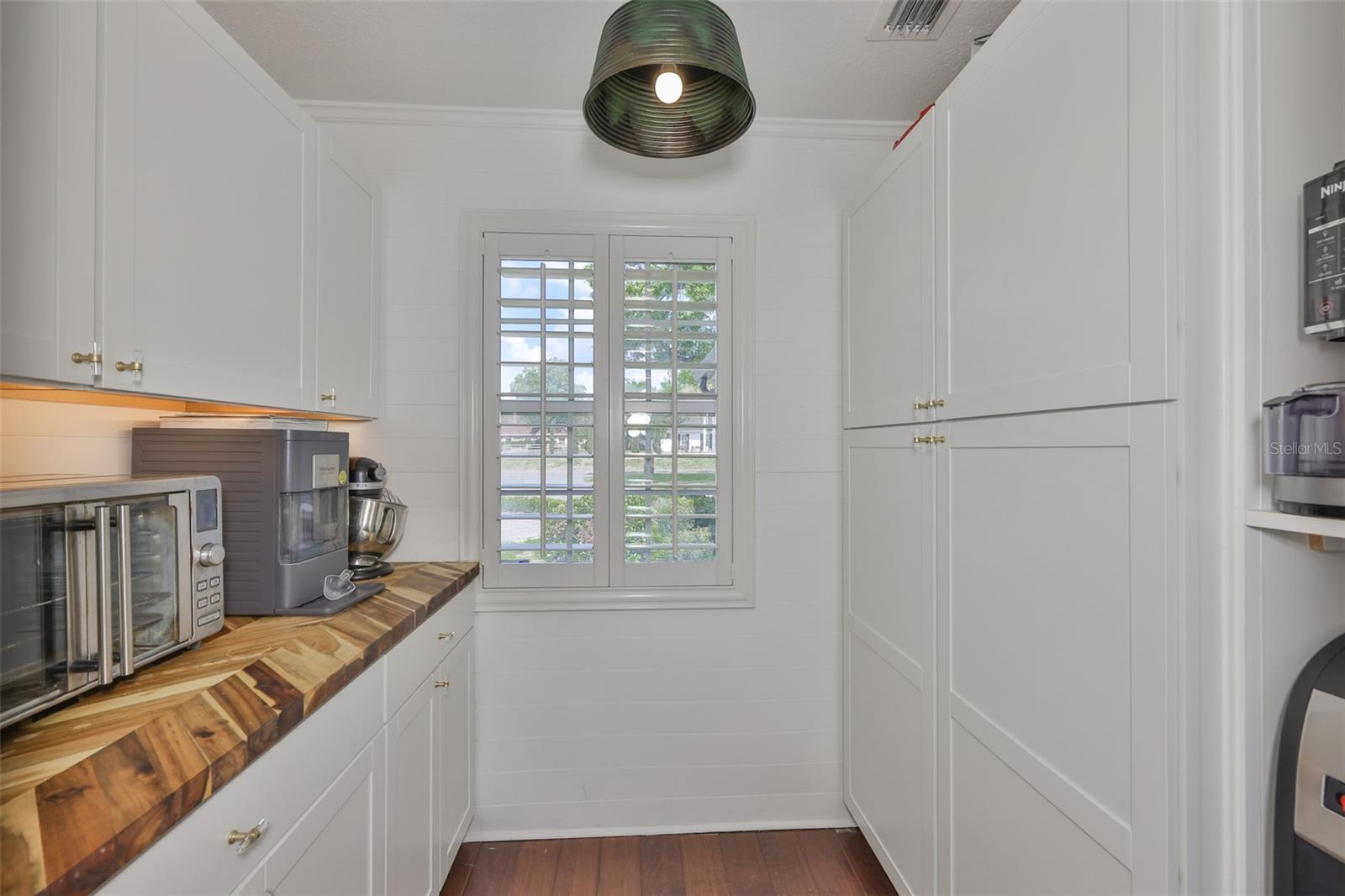 Image 17 of 72 For 119 Hickory Creek Boulevard