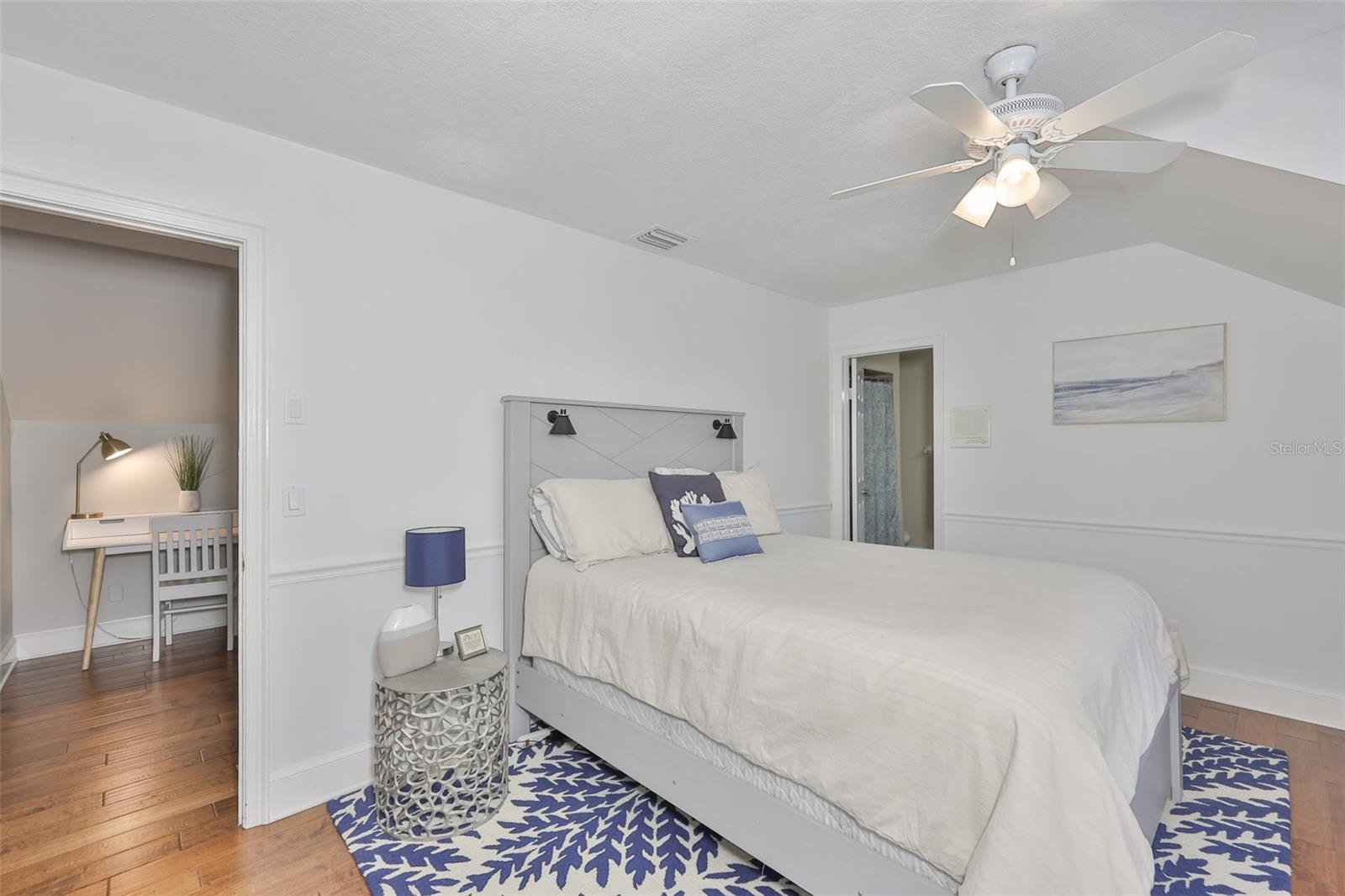 Image 42 of 72 For 119 Hickory Creek Boulevard