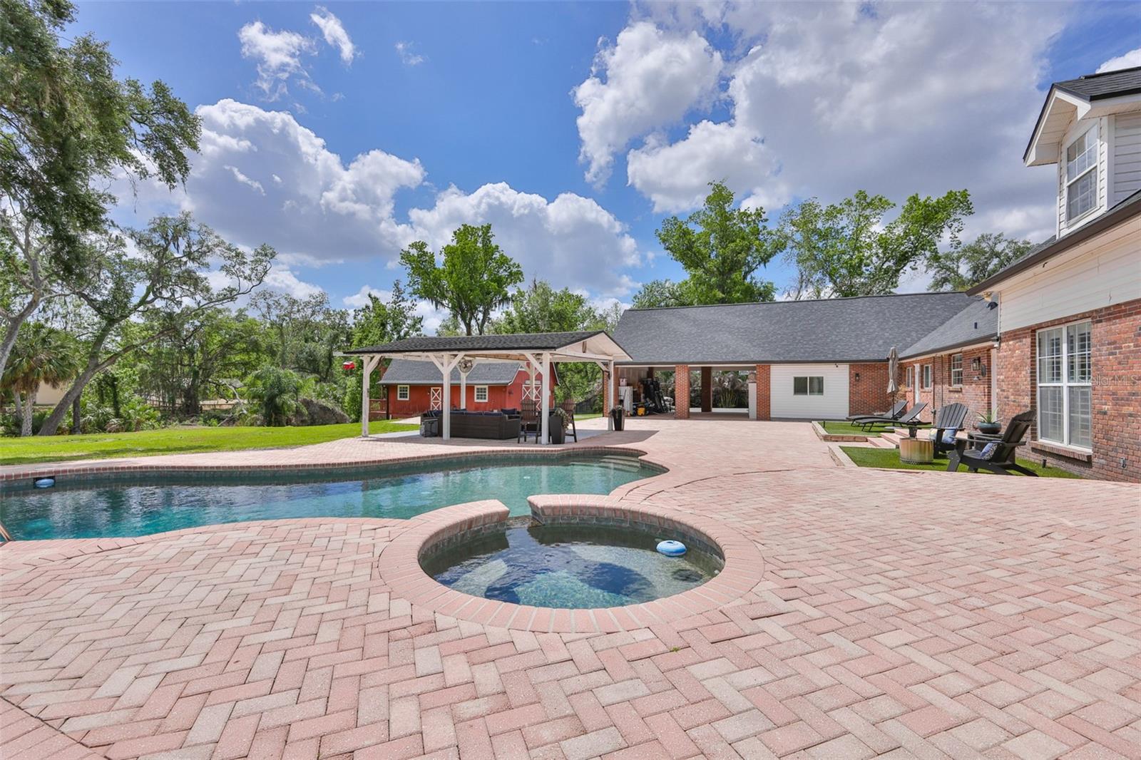 Image 68 of 72 For 119 Hickory Creek Boulevard