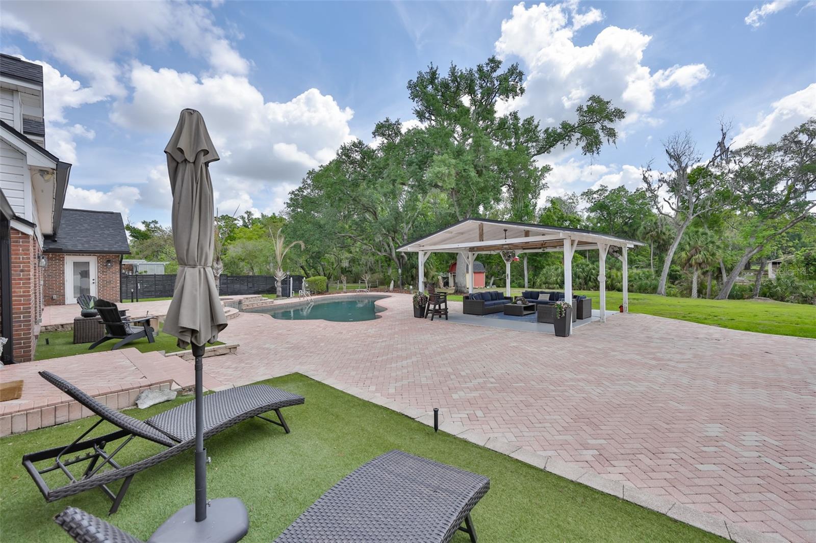 Image 70 of 72 For 119 Hickory Creek Boulevard