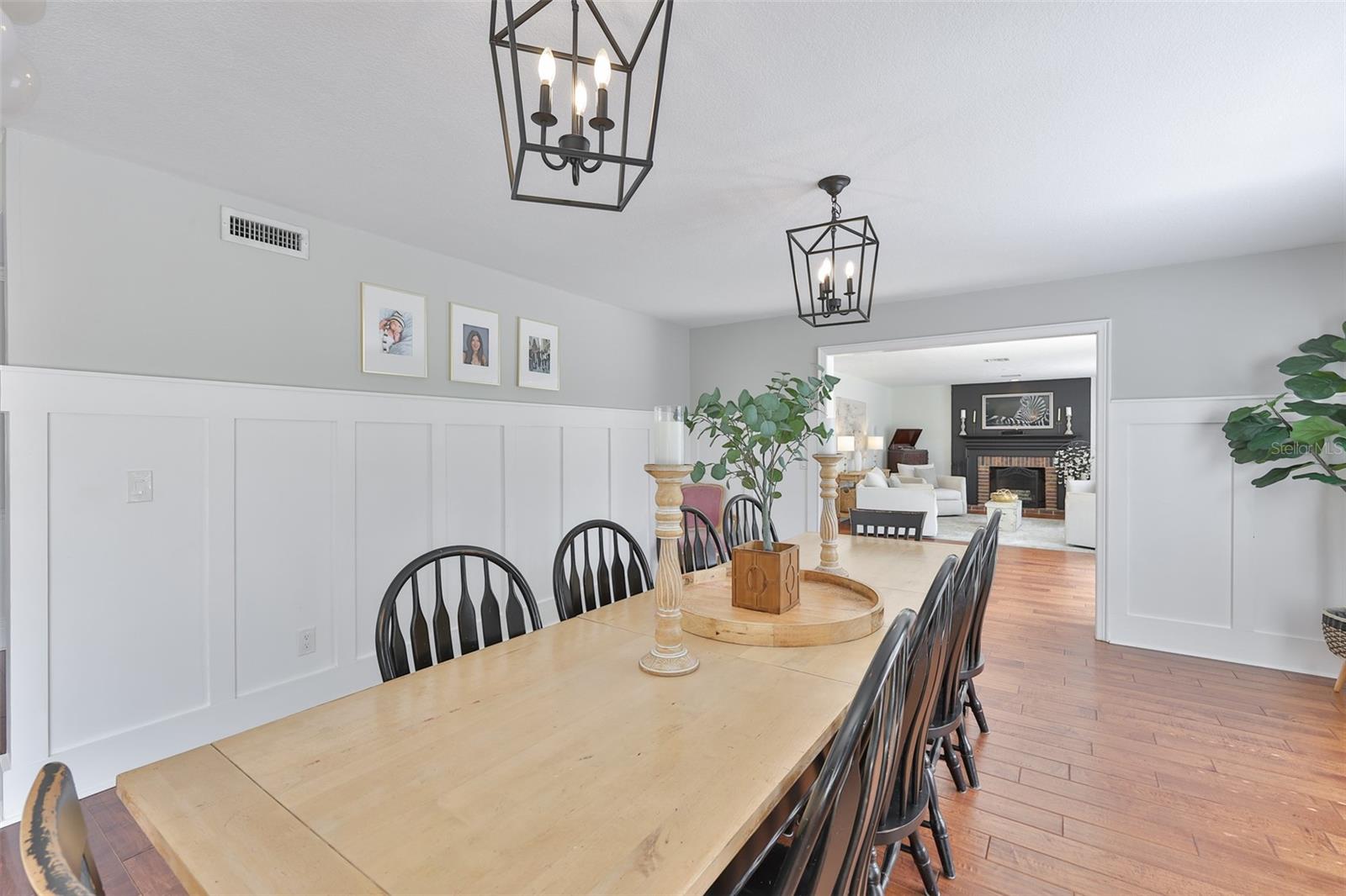 Image 8 of 72 For 119 Hickory Creek Boulevard