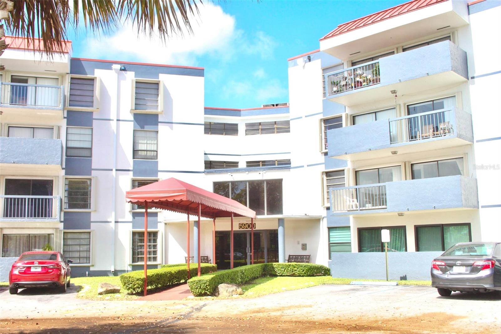 Image 3 of 22 For 5900 127th Avenue 3213